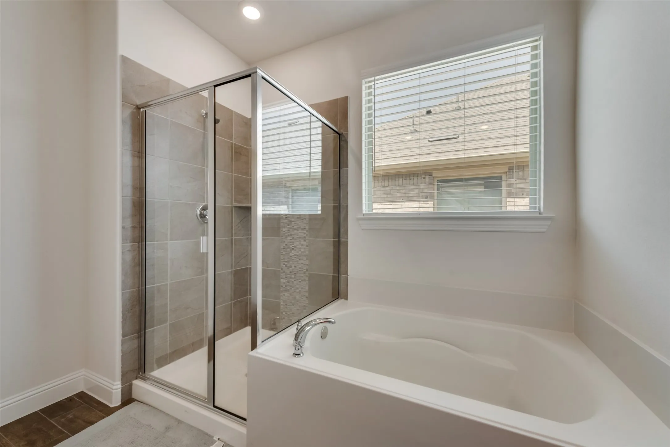 Single Family Residence For Rent in Denton County , 10704 Strike Street, Aubrey, Texas 76227, 4 Bedroom, 3 Bathroom, 2 Garage spaces, 2,334 Sqft, built in 2021, mls#21378693, Real Estate Agent in Aubrey, Homes For Rent in Denton county, Homes For Rent in Aubrey, Realtor in Aubrey Texas, Real Estate Brokerage Independent Realty Texas, Luminita Cordes Realtor