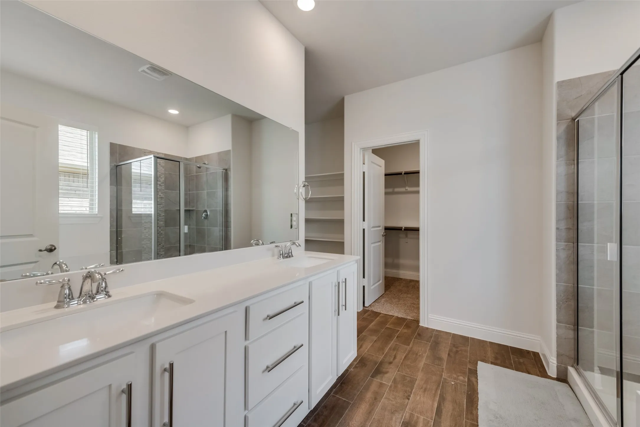 Single Family Residence For Rent in Denton County , 10704 Strike Street, Aubrey, Texas 76227, 4 Bedroom, 3 Bathroom, 2 Garage spaces, 2,334 Sqft, built in 2021, mls#21378693, Real Estate Agent in Aubrey, Homes For Rent in Denton county, Homes For Rent in Aubrey, Realtor in Aubrey Texas, Real Estate Brokerage Independent Realty Texas, Luminita Cordes Realtor