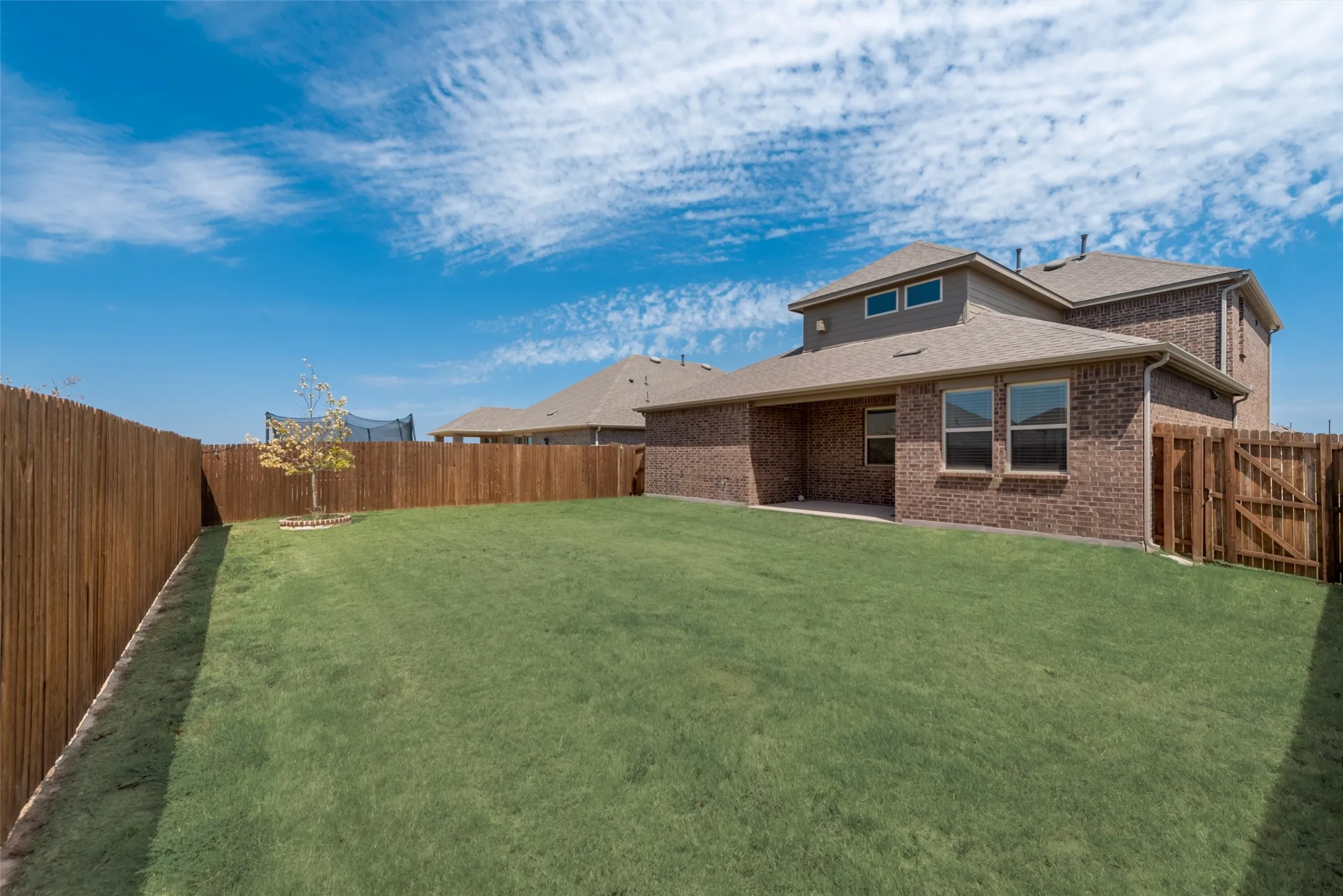Single Family Residence For Rent in Denton County , 10704 Strike Street, Aubrey, Texas 76227, 4 Bedroom, 3 Bathroom, 2 Garage spaces, 2,334 Sqft, built in 2021, mls#21378693, Real Estate Agent in Aubrey, Homes For Rent in Denton county, Homes For Rent in Aubrey, Realtor in Aubrey Texas, Real Estate Brokerage Independent Realty Texas, Luminita Cordes Realtor