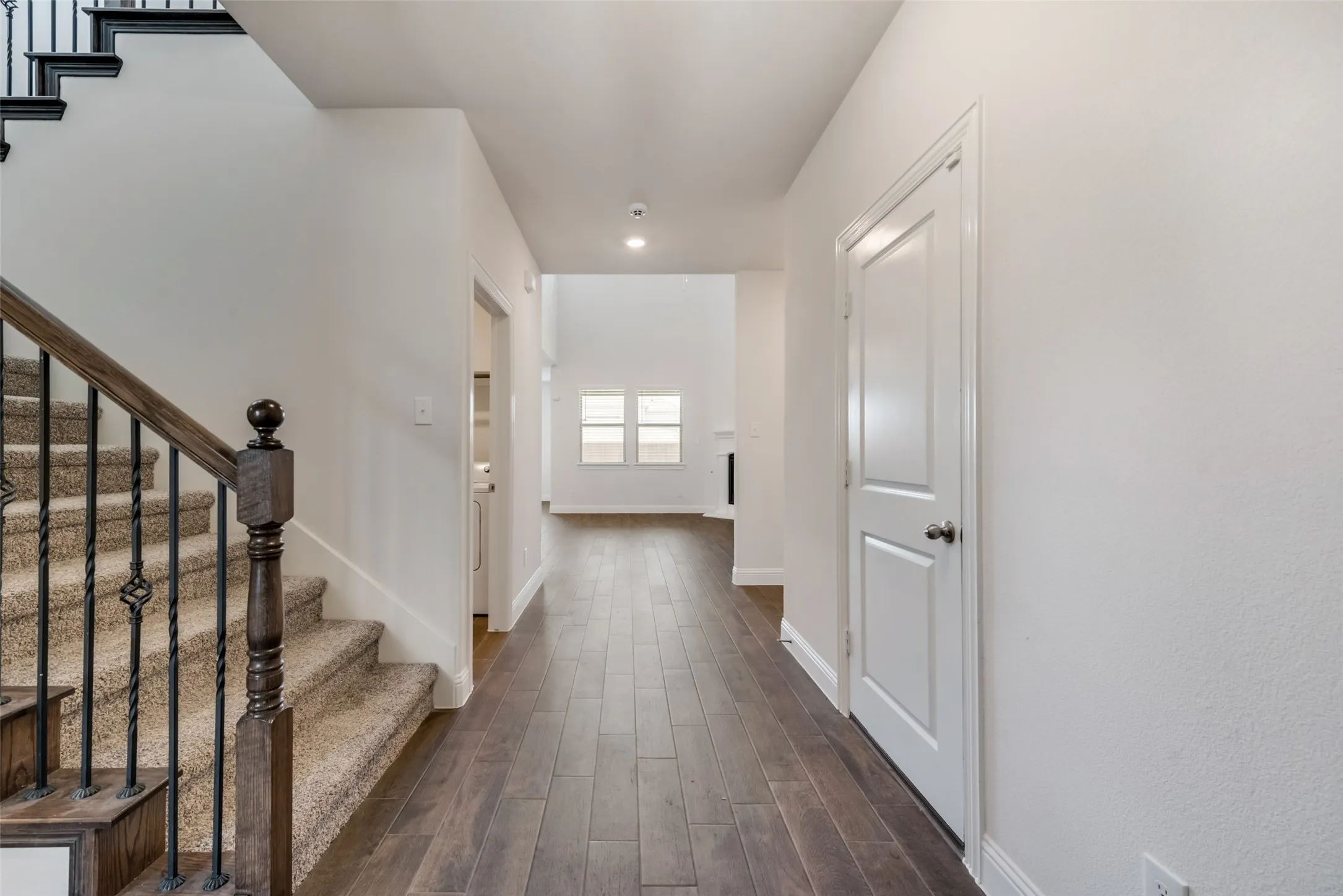 Single Family Residence For Rent in Denton County , 10704 Strike Street, Aubrey, Texas 76227, 4 Bedroom, 3 Bathroom, 2 Garage spaces, 2,334 Sqft, built in 2021, mls#21378693, Real Estate Agent in Aubrey, Homes For Rent in Denton county, Homes For Rent in Aubrey, Realtor in Aubrey Texas, Real Estate Brokerage Independent Realty Texas, Luminita Cordes Realtor