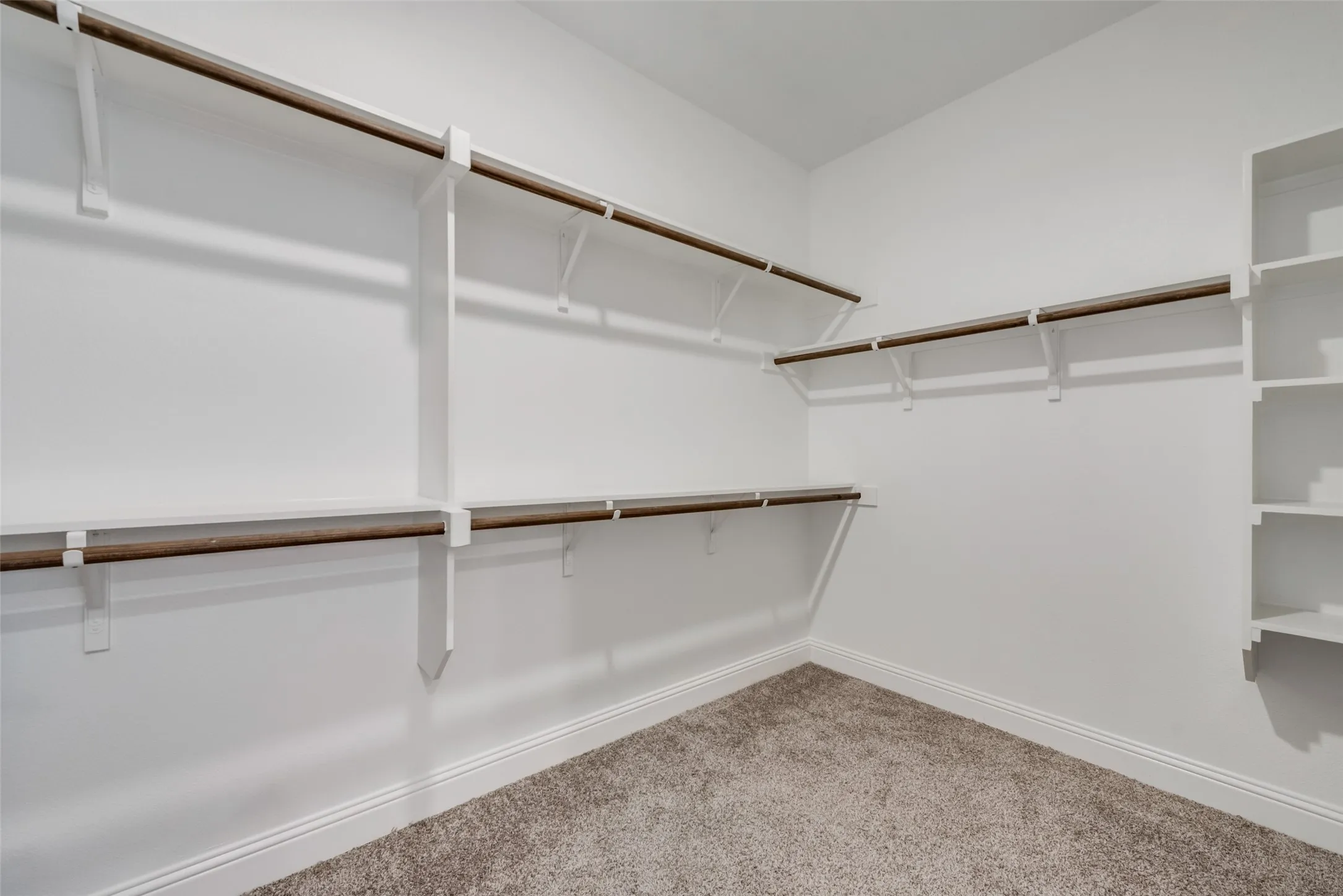 Single Family Residence For Rent in Denton County , 10704 Strike Street, Aubrey, Texas 76227, 4 Bedroom, 3 Bathroom, 2 Garage spaces, 2,334 Sqft, built in 2021, mls#21378693, Real Estate Agent in Aubrey, Homes For Rent in Denton county, Homes For Rent in Aubrey, Realtor in Aubrey Texas, Real Estate Brokerage Independent Realty Texas, Luminita Cordes Realtor