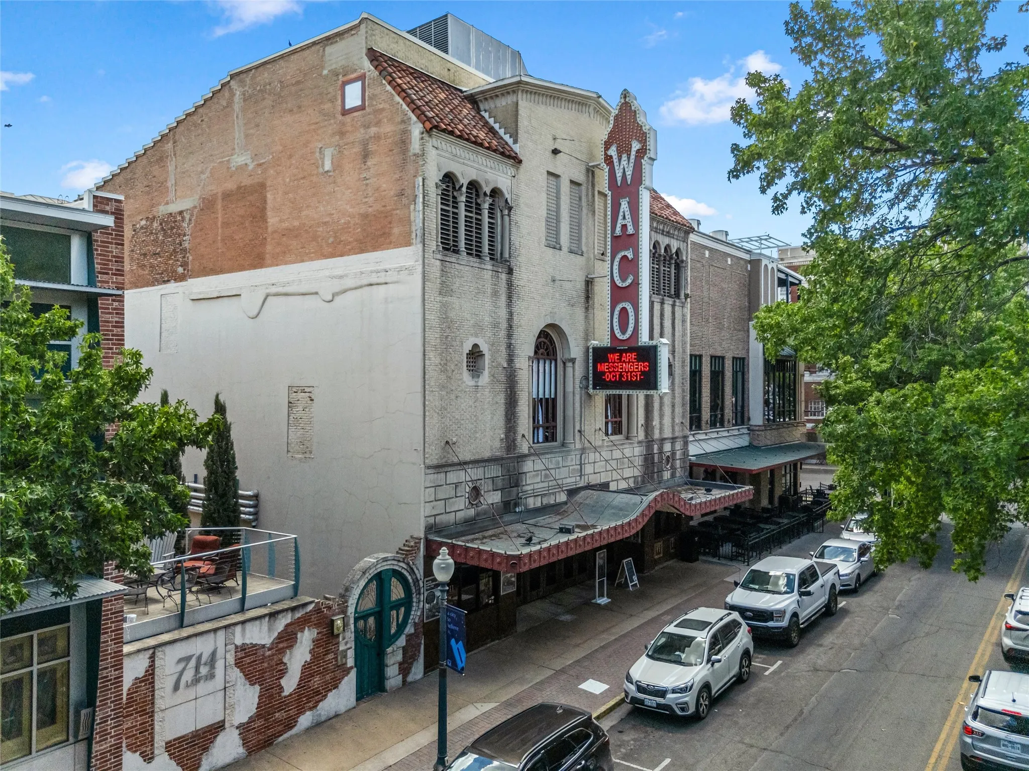 Condominium For Sale in Mc Lennan County , 721 Austin Avenue C, Waco, Texas 76701, 2 Bedroom, 2 Bathroom, Garage spaces, 1,300 Sqft, built in 1919, mls#21377736, Real Estate Agent in Waco, Homes For Sale in Mc Lennan county, Homes For Sale in Waco, Realtor in Waco Texas, Real Estate Brokerage Independent Realty Texas, Luminita Cordes Realtor