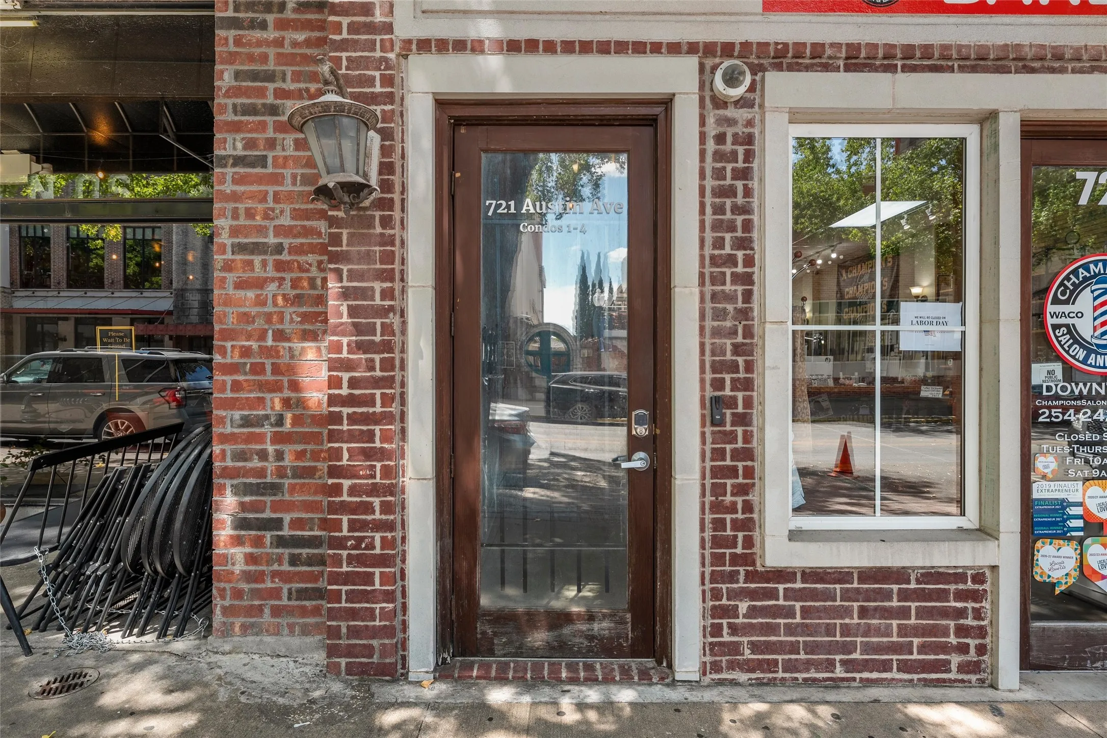 Condominium For Sale in Mc Lennan County , 721 Austin Avenue C, Waco, Texas 76701, 2 Bedroom, 2 Bathroom, Garage spaces, 1,300 Sqft, built in 1919, mls#21377736, Real Estate Agent in Waco, Homes For Sale in Mc Lennan county, Homes For Sale in Waco, Realtor in Waco Texas, Real Estate Brokerage Independent Realty Texas, Luminita Cordes Realtor