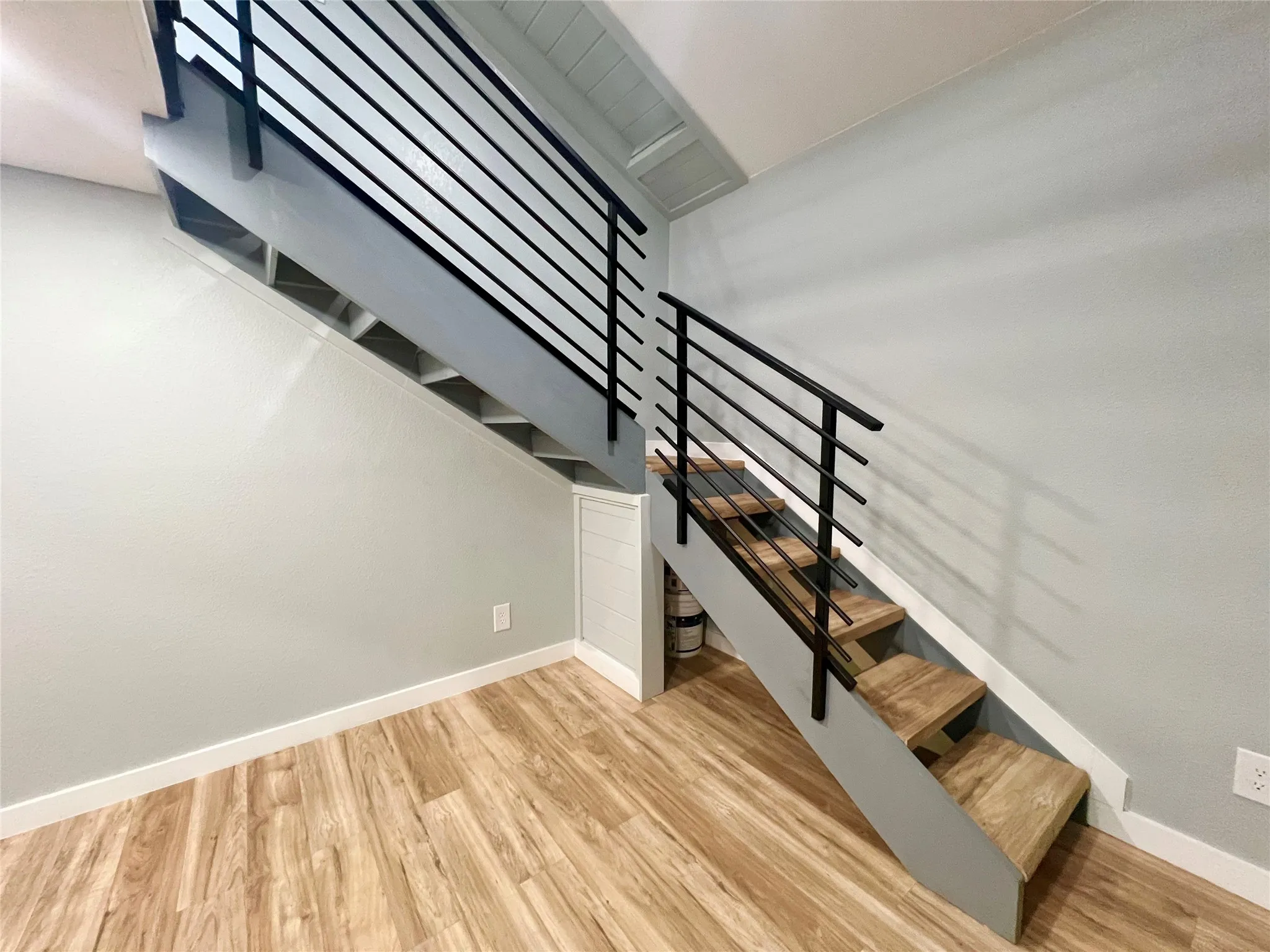 Single Family Residence For Sale in Brown County , 206 Vine Street, Bangs, Texas 76823, 2 Bedroom, 2 Bathroom, Garage spaces, 984 Sqft, built in 0, mls#21378301, Real Estate Agent in Bangs, Homes For Sale in Brown county, Homes For Sale in Bangs, Realtor in Bangs Texas, Real Estate Brokerage Independent Realty Texas, Luminita Cordes Realtor