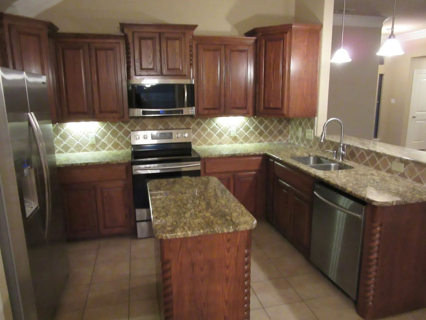 Single Family Residence For Rent in Taylor County , 809 Running Water Trail, Abilene, Texas 79602, 3 Bedroom, 2 Bathroom, 2 Garage spaces, 1,536 Sqft, built in 2011, mls#21378717, Real Estate Agent in Abilene, Homes For Rent in Taylor county, Homes For Rent in Abilene, Realtor in Abilene Texas, Real Estate Brokerage Independent Realty Texas, Luminita Cordes Realtor
