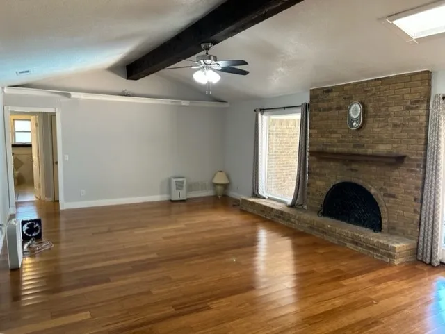 Single Family Residence For Rent in Collin County , 3101 Jomar Drive, Plano, Texas 75075, 4 Bedroom, 3 Bathroom, 2 Garage spaces, 2,397 Sqft, built in 1973, mls#21378718, Real Estate Agent in Plano, Homes For Rent in Collin county, Homes For Rent in Plano, Realtor in Plano Texas, Real Estate Brokerage Independent Realty Texas, Luminita Cordes Realtor