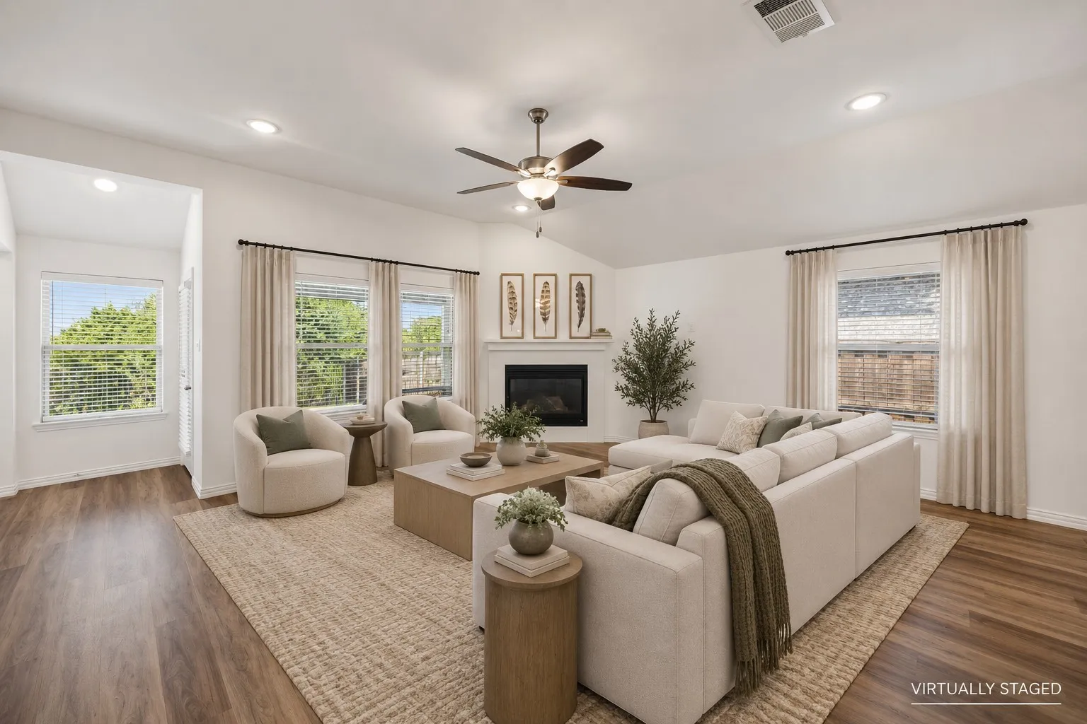 Single Family Residence For Sale in Collin County , 2405 Solomons Place, Wylie, Texas 75098, 3 Bedroom, 2 Bathroom, 2 Garage spaces, 1,916 Sqft, built in 2020, mls#21378164, Real Estate Agent in Wylie, Homes For Sale in Collin county, Homes For Sale in Wylie, Realtor in Wylie Texas, Real Estate Brokerage Independent Realty Texas, Luminita Cordes Realtor