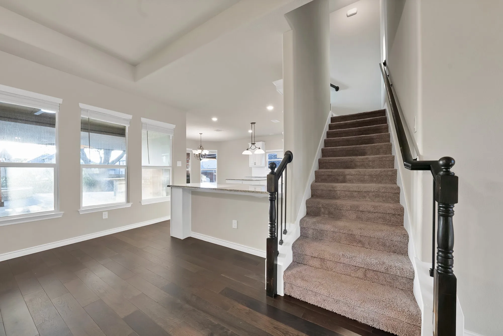 Single Family Residence For Sale in Johnson County , 125 Colonial Drive, Joshua, Texas 76058, 4 Bedroom, 3 Bathroom, 2 Garage spaces, 2,396 Sqft, built in 2021, mls#21374804, Real Estate Agent in Joshua, Homes For Sale in Johnson county, Homes For Sale in Joshua, Realtor in Joshua Texas, Real Estate Brokerage Independent Realty Texas, Luminita Cordes Realtor