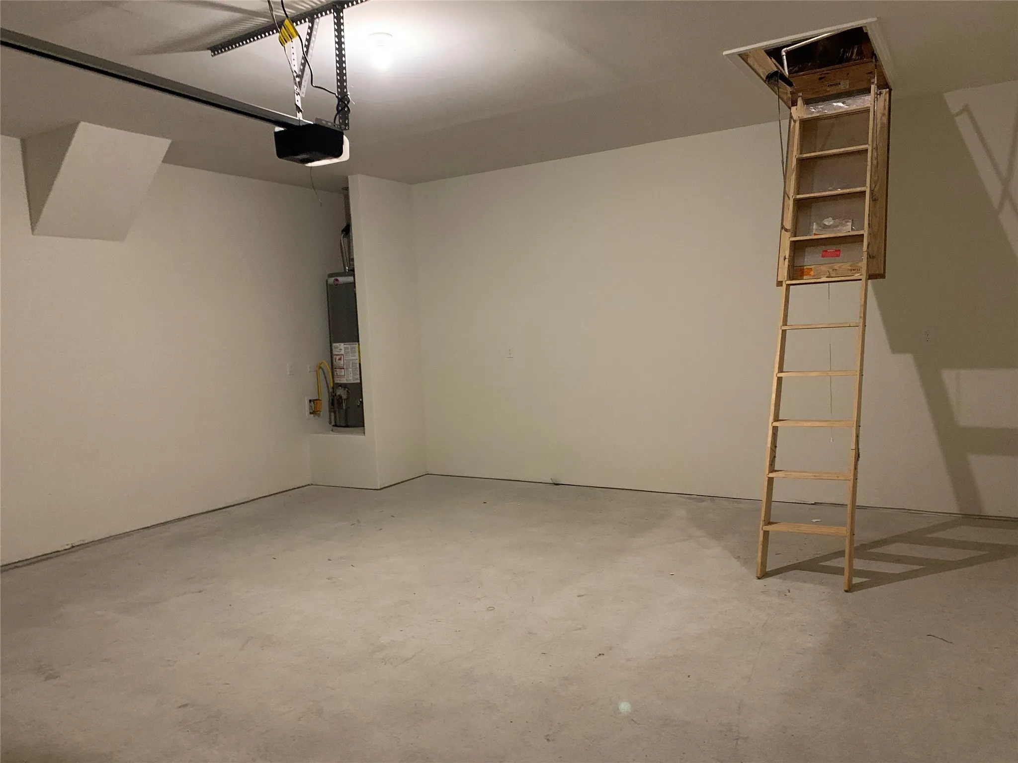 Single Family Residence For Rent in Collin County , 321 Zimmet Drive, Anna, Texas 75049, 3 Bedroom, 2 Bathroom, 2 Garage spaces, 1,620 Sqft, built in 2022, mls#21376847, Real Estate Agent in Anna, Homes For Rent in Collin county, Homes For Rent in Anna, Realtor in Anna Texas, Real Estate Brokerage Independent Realty Texas, Luminita Cordes Realtor