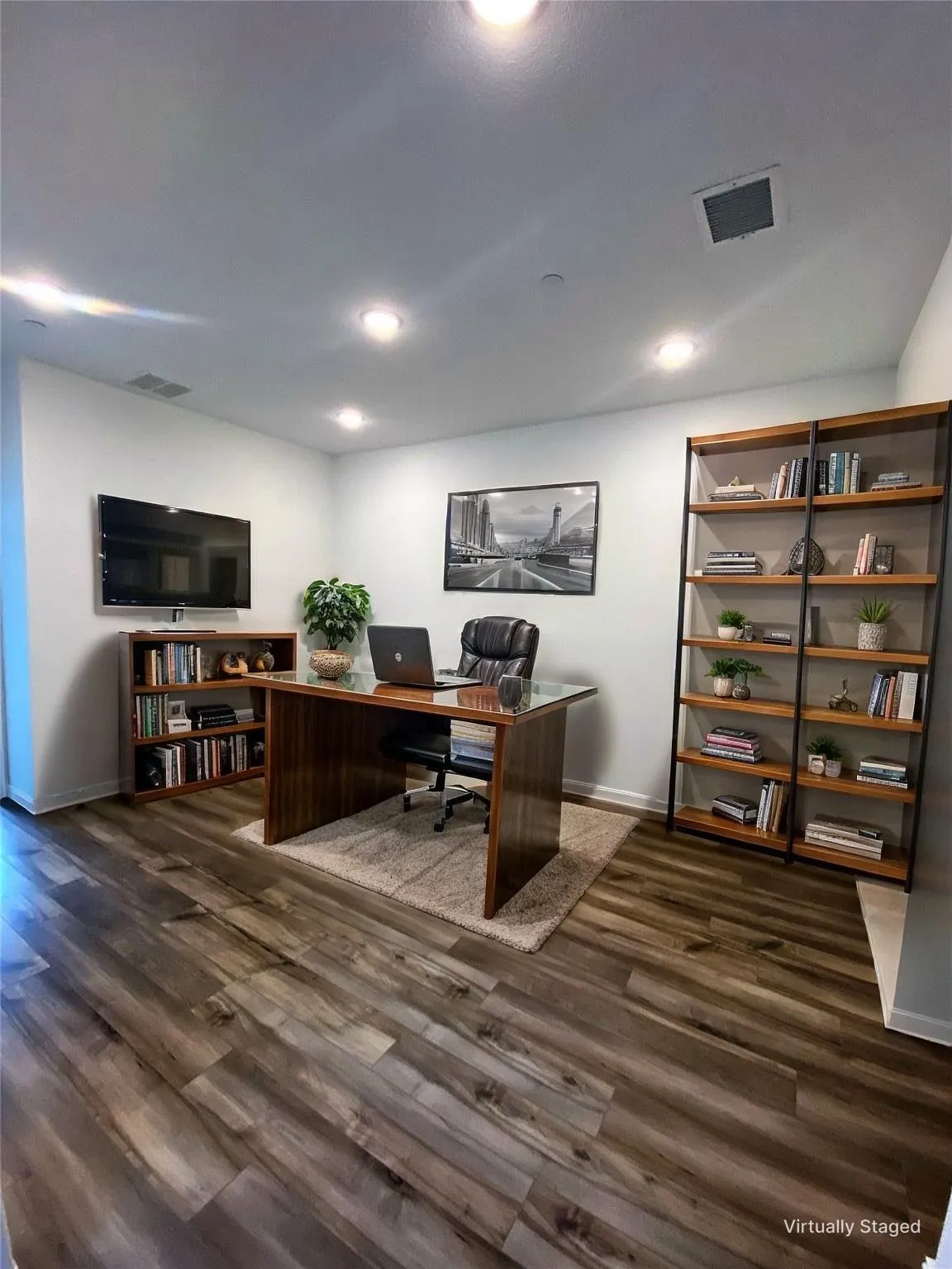 Townhouse For Sale in Collin County , 7297 Sacaton Trail, Frisco, Texas 75033, 3 Bedroom, 3 Bathroom, 2 Garage spaces, 2,185 Sqft, built in 2021, mls#21378668, Real Estate Agent in Frisco, Homes For Sale in Collin county, Homes For Sale in Frisco, Realtor in Frisco Texas, Real Estate Brokerage Independent Realty Texas, Luminita Cordes Realtor