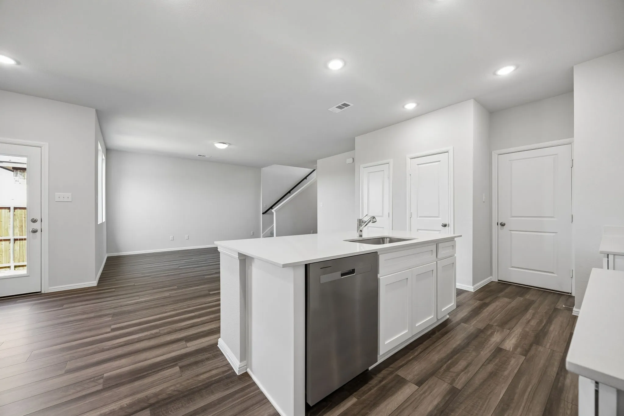 Single Family Residence For Sale in Kaufman County , 417 Magellan Road, Seagoville, Texas 75159, 3 Bedroom, 3 Bathroom, 2 Garage spaces, 1,793 Sqft, built in 2025, mls#21378730, Real Estate Agent in Seagoville, Homes For Sale in Kaufman county, Homes For Sale in Seagoville, Realtor in Seagoville Texas, Real Estate Brokerage Independent Realty Texas, Luminita Cordes Realtor
