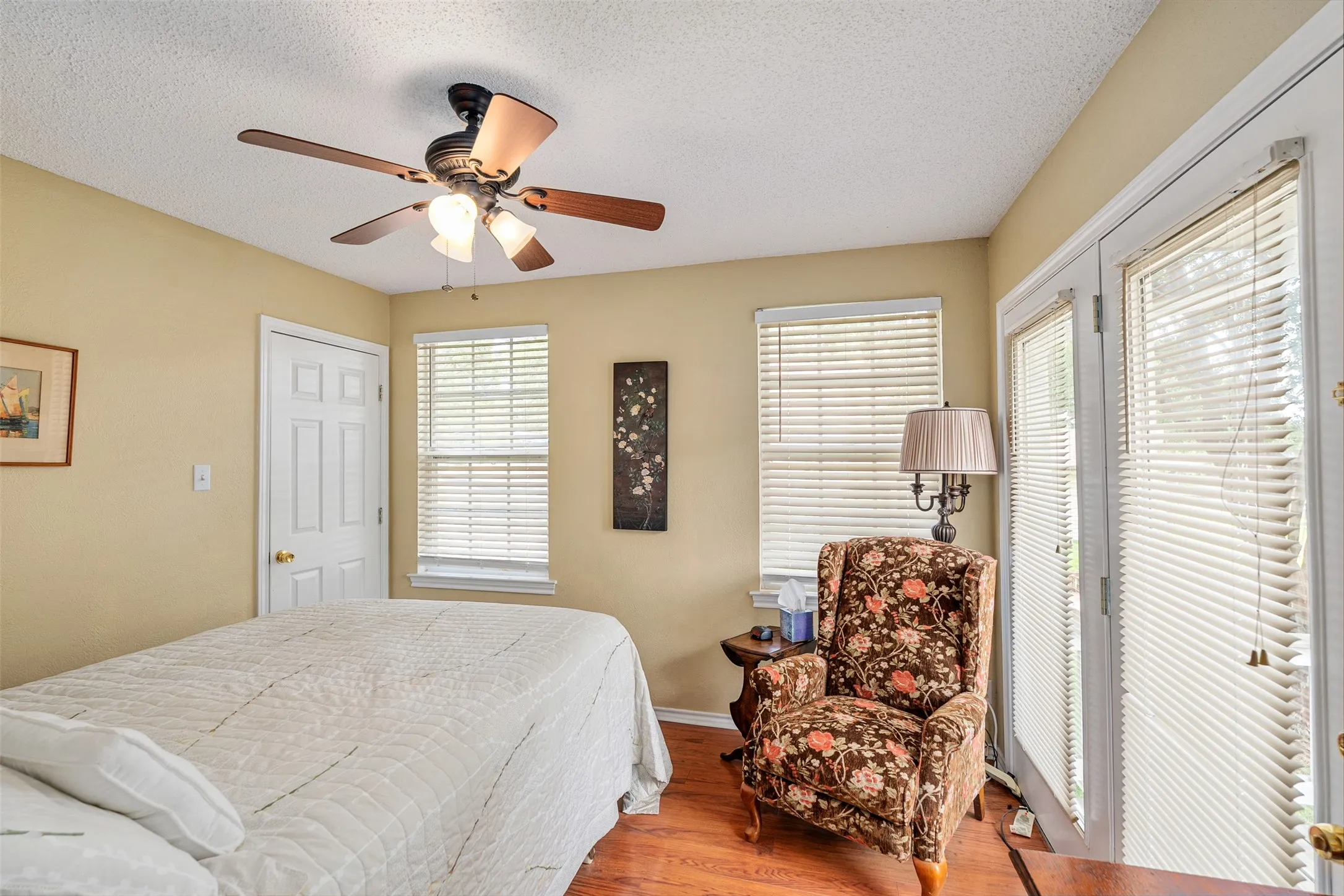 Single Family Residence For Sale in Henderson County , 1210 Aloha Road, Tool, Texas 75143, 3 Bedroom, 2 Bathroom, Garage spaces, 1,360 Sqft, built in 1980, mls#21378323, Real Estate Agent in Tool, Homes For Sale in Henderson county, Homes For Sale in Tool, Realtor in Tool Texas, Real Estate Brokerage Independent Realty Texas, Luminita Cordes Realtor