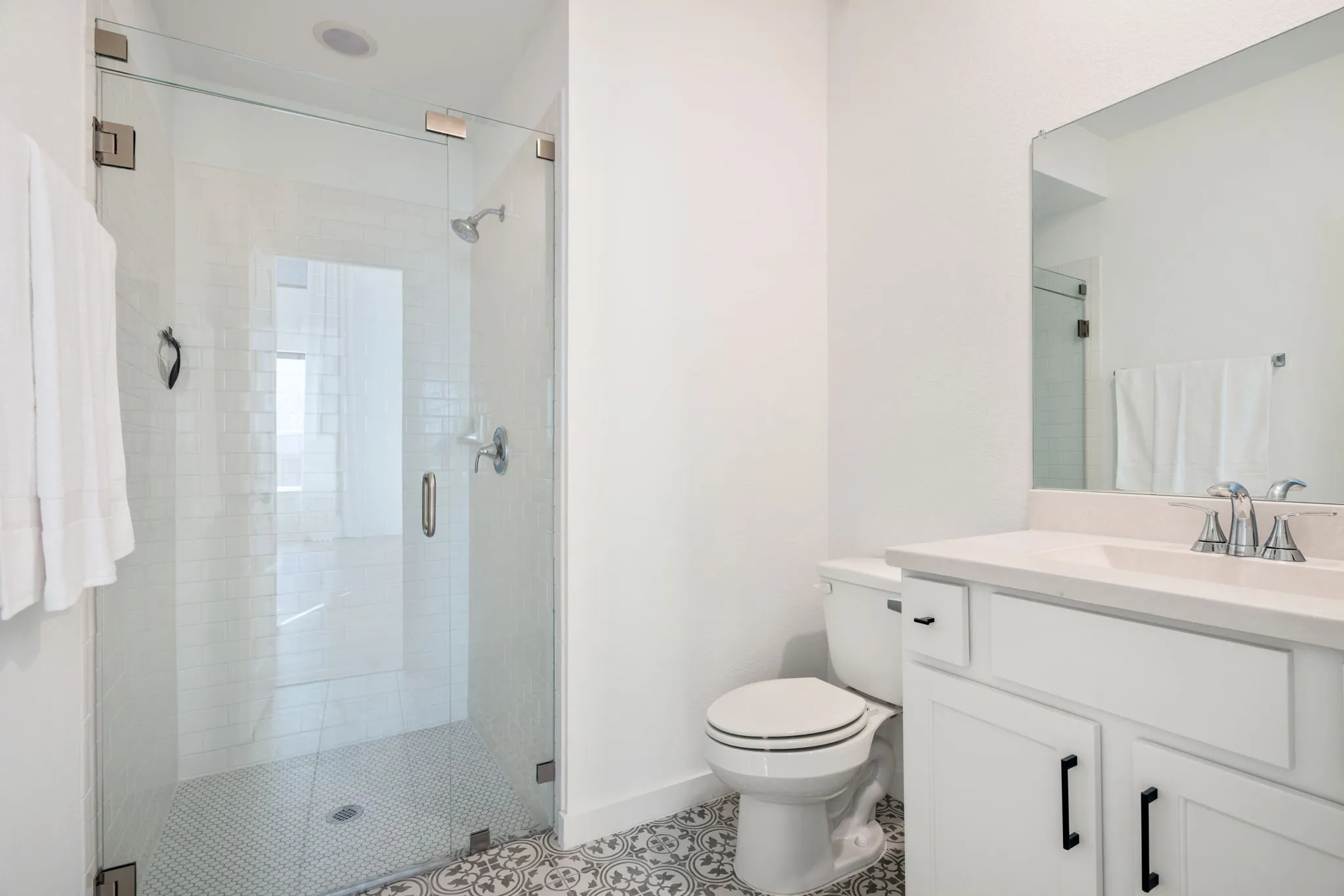 Single Family Residence For Sale in Denton County , 1825 Pelham Drive, Aubrey, Texas 76227, 4 Bedroom, 3 Bathroom, 2 Garage spaces, 2,393 Sqft, built in 2022, mls#21374781, Real Estate Agent in Aubrey, Homes For Sale in Denton county, Homes For Sale in Aubrey, Realtor in Aubrey Texas, Real Estate Brokerage Independent Realty Texas, Luminita Cordes Realtor
