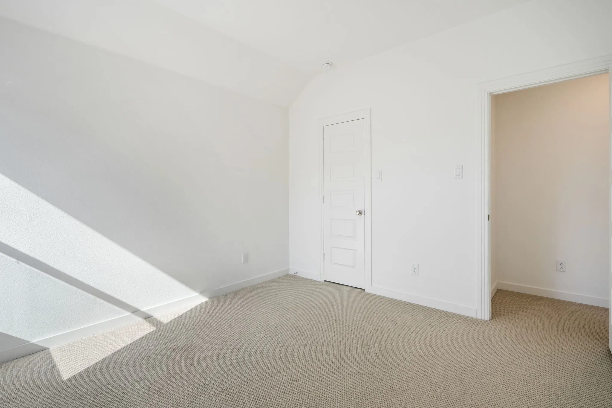 Single Family Residence For Sale in Denton County , 1825 Pelham Drive, Aubrey, Texas 76227, 4 Bedroom, 3 Bathroom, 2 Garage spaces, 2,393 Sqft, built in 2022, mls#21374781, Real Estate Agent in Aubrey, Homes For Sale in Denton county, Homes For Sale in Aubrey, Realtor in Aubrey Texas, Real Estate Brokerage Independent Realty Texas, Luminita Cordes Realtor
