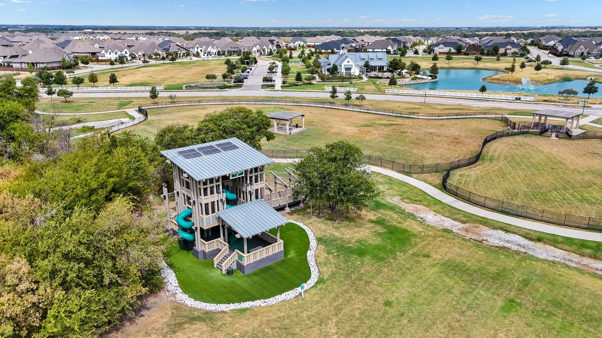 Single Family Residence For Sale in Denton County , 1825 Pelham Drive, Aubrey, Texas 76227, 4 Bedroom, 3 Bathroom, 2 Garage spaces, 2,393 Sqft, built in 2022, mls#21374781, Real Estate Agent in Aubrey, Homes For Sale in Denton county, Homes For Sale in Aubrey, Realtor in Aubrey Texas, Real Estate Brokerage Independent Realty Texas, Luminita Cordes Realtor