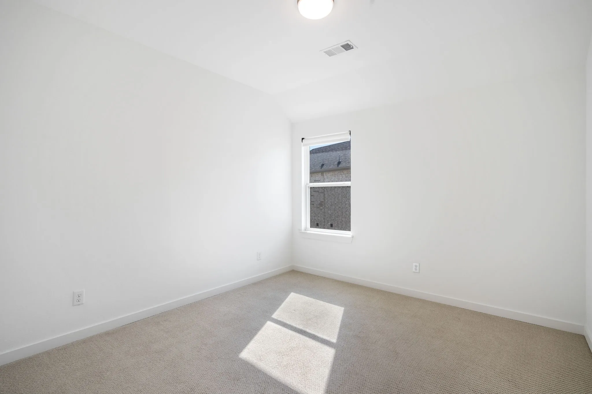 Single Family Residence For Sale in Denton County , 1825 Pelham Drive, Aubrey, Texas 76227, 4 Bedroom, 3 Bathroom, 2 Garage spaces, 2,393 Sqft, built in 2022, mls#21374781, Real Estate Agent in Aubrey, Homes For Sale in Denton county, Homes For Sale in Aubrey, Realtor in Aubrey Texas, Real Estate Brokerage Independent Realty Texas, Luminita Cordes Realtor