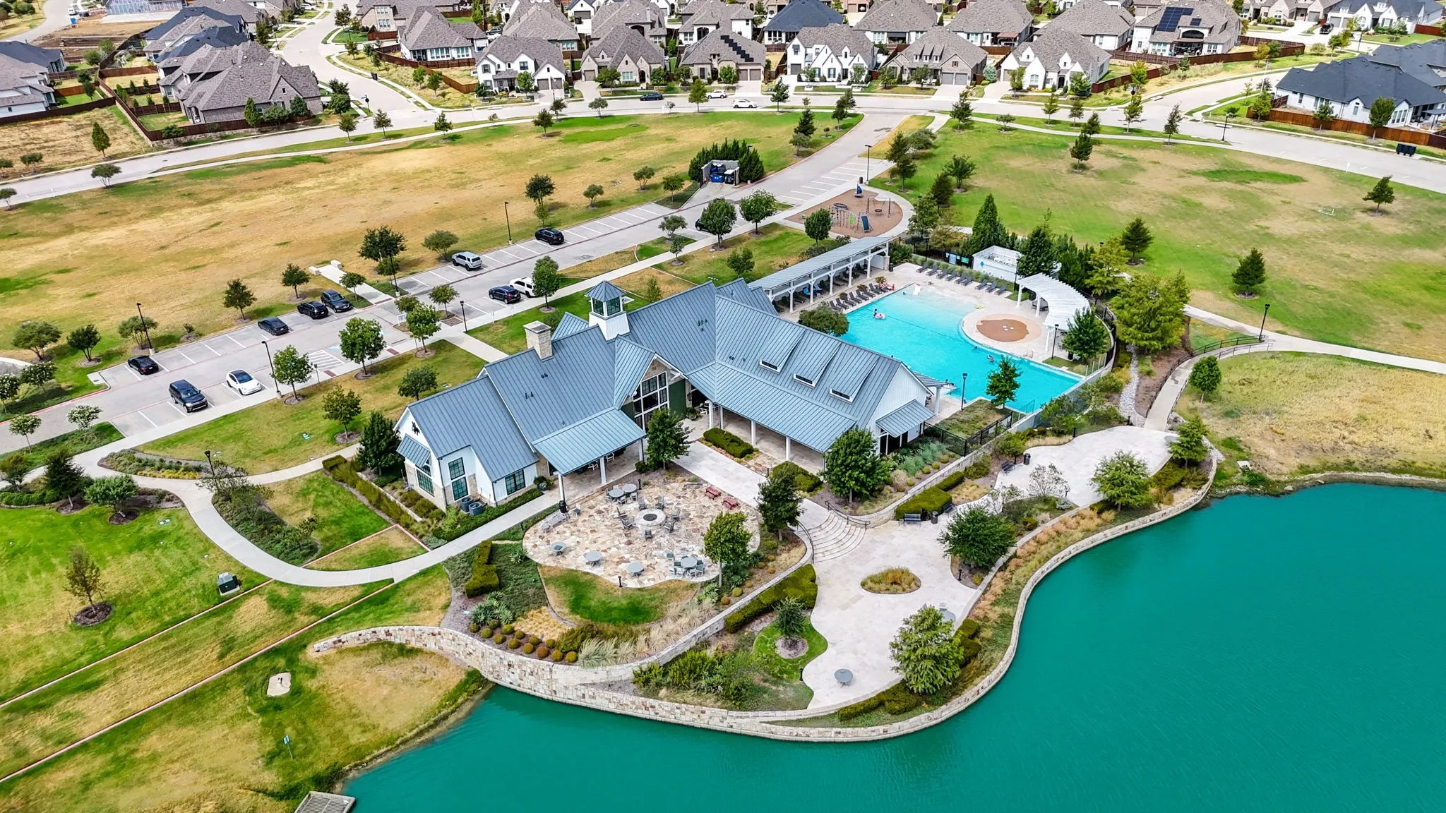 Single Family Residence For Sale in Denton County , 1825 Pelham Drive, Aubrey, Texas 76227, 4 Bedroom, 3 Bathroom, 2 Garage spaces, 2,393 Sqft, built in 2022, mls#21374781, Real Estate Agent in Aubrey, Homes For Sale in Denton county, Homes For Sale in Aubrey, Realtor in Aubrey Texas, Real Estate Brokerage Independent Realty Texas, Luminita Cordes Realtor
