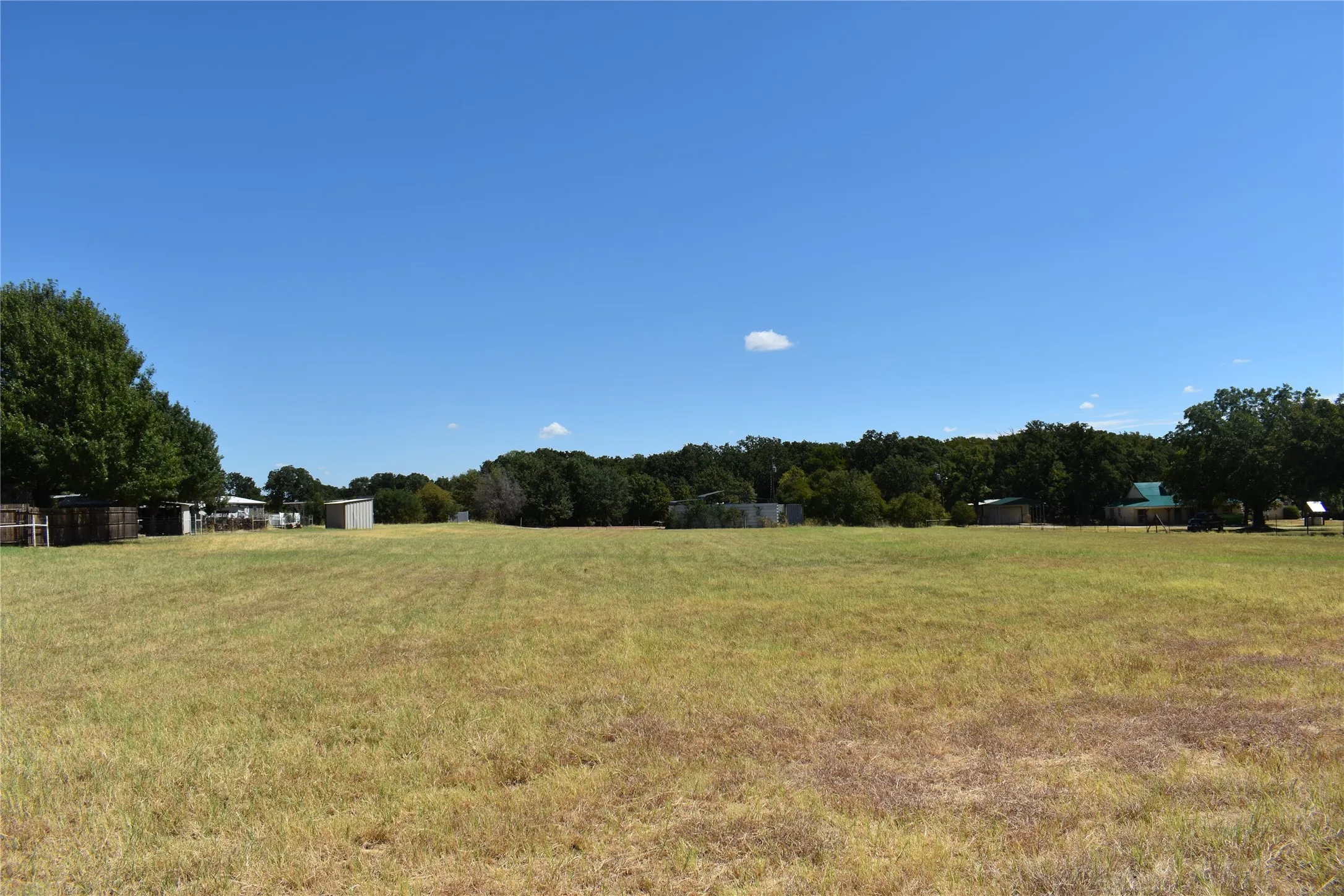 Improved Land For Sale in Johnson County , TBD FM 4, Grandview, Texas 76050, 0, 0, Garage spaces, 0 Sqft, built in 0, mls#21373294, Real Estate Agent in Grandview, Homes For Sale in Johnson county, Homes For Sale in Grandview, Realtor in Grandview Texas, Real Estate Brokerage Independent Realty Texas, Luminita Cordes Realtor