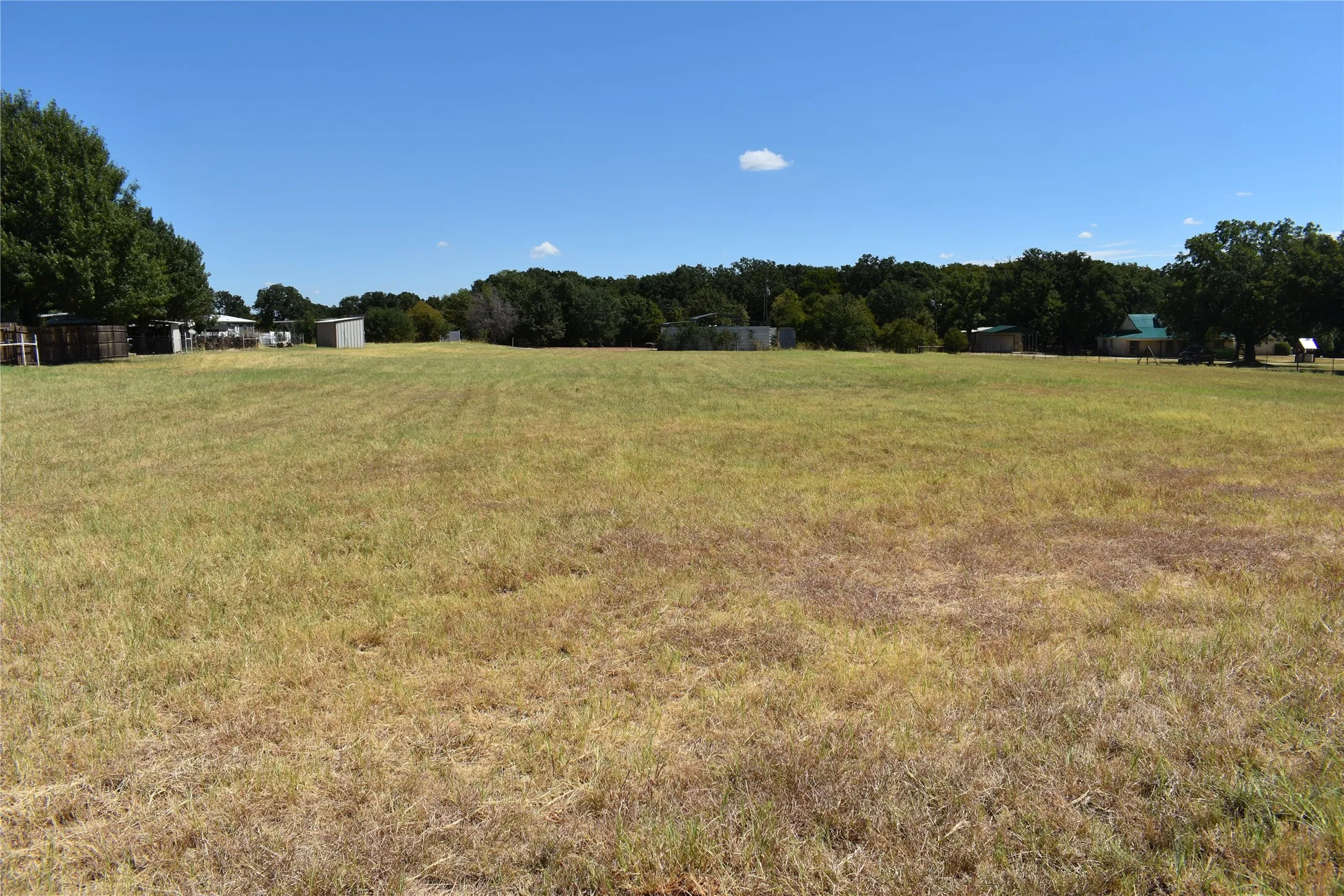 Improved Land For Sale in Johnson County , TBD FM 4, Grandview, Texas 76050, 0, 0, Garage spaces, 0 Sqft, built in 0, mls#21373294, Real Estate Agent in Grandview, Homes For Sale in Johnson county, Homes For Sale in Grandview, Realtor in Grandview Texas, Real Estate Brokerage Independent Realty Texas, Luminita Cordes Realtor