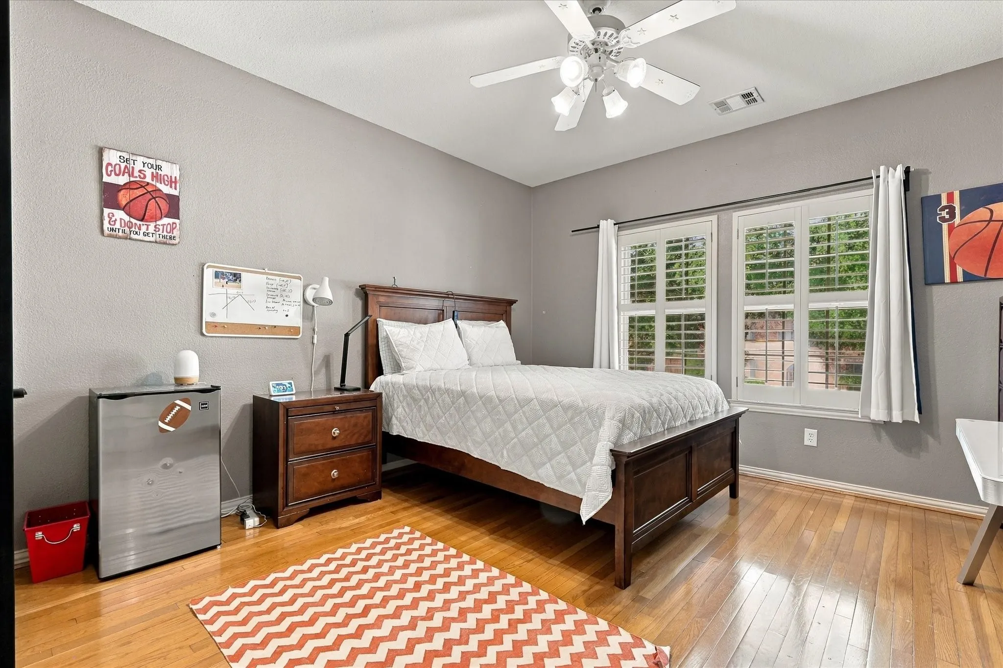 Single Family Residence For Sale in Dallas County , 614 Castle Creek Drive, Coppell, Texas 75019, 4 Bedroom, 4 Bathroom, 3 Garage spaces, 4,227 Sqft, built in 1997, mls#21378740, Real Estate Agent in Coppell, Homes For Sale in Dallas county, Homes For Sale in Coppell, Realtor in Coppell Texas, Real Estate Brokerage Independent Realty Texas, Luminita Cordes Realtor