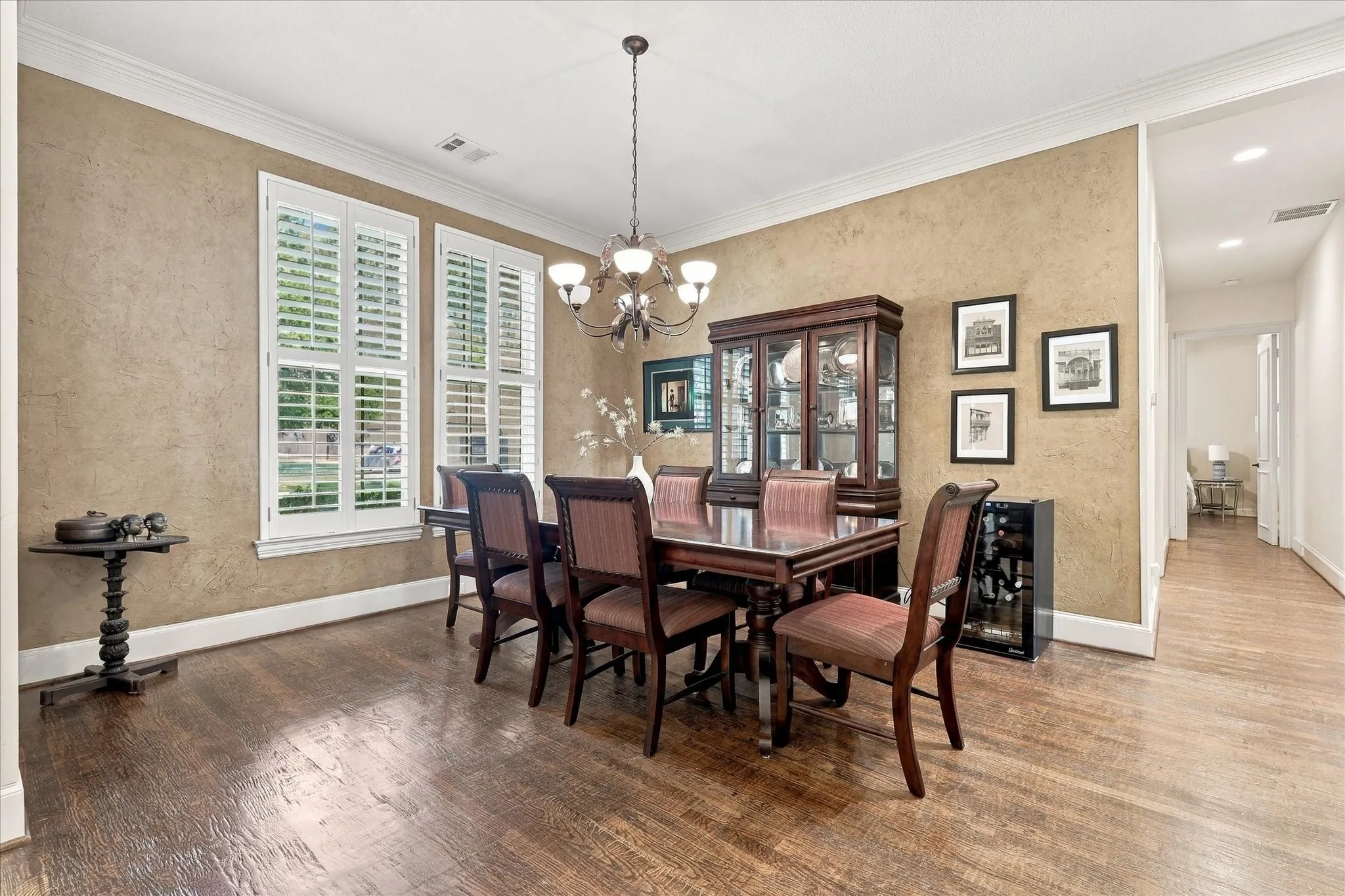 Single Family Residence For Sale in Dallas County , 614 Castle Creek Drive, Coppell, Texas 75019, 4 Bedroom, 4 Bathroom, 3 Garage spaces, 4,227 Sqft, built in 1997, mls#21378740, Real Estate Agent in Coppell, Homes For Sale in Dallas county, Homes For Sale in Coppell, Realtor in Coppell Texas, Real Estate Brokerage Independent Realty Texas, Luminita Cordes Realtor