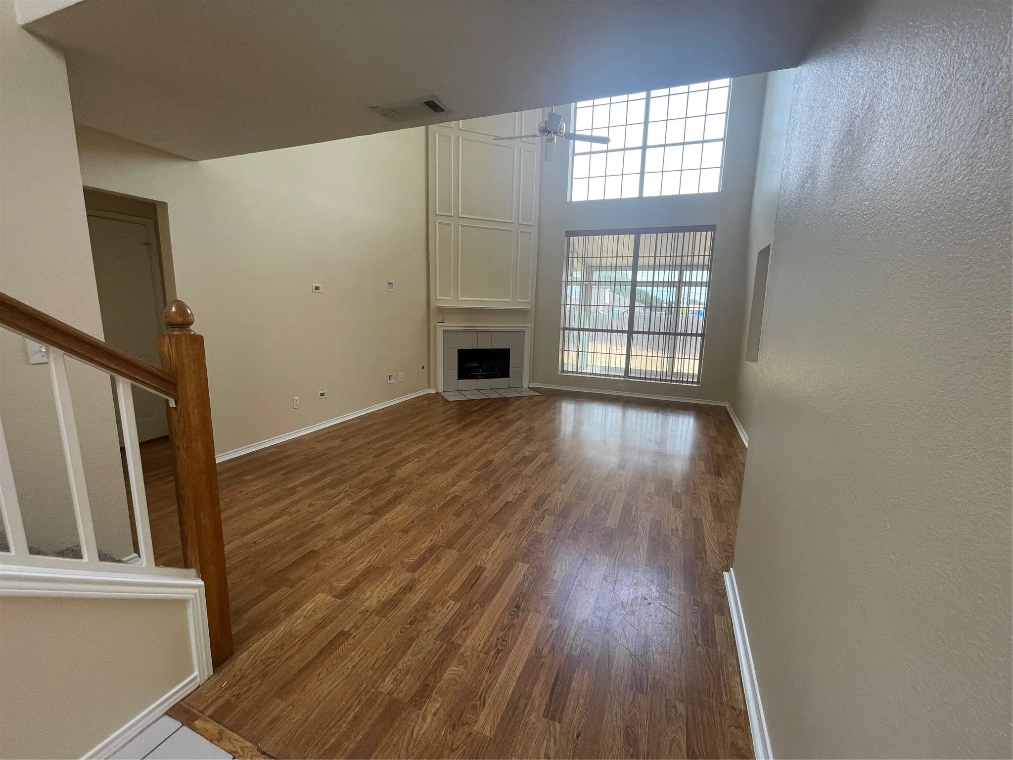Single Family Residence For Rent in Tarrant County , 3412 Derby Court, Fort Worth, Texas 76123, 4 Bedroom, 2 Bathroom, 2 Garage spaces, 2,179 Sqft, built in 1993, mls#21378673, Real Estate Agent in Fort Worth, Homes For Rent in Tarrant county, Homes For Rent in Fort Worth, Realtor in Fort Worth Texas, Real Estate Brokerage Independent Realty Texas, Luminita Cordes Realtor