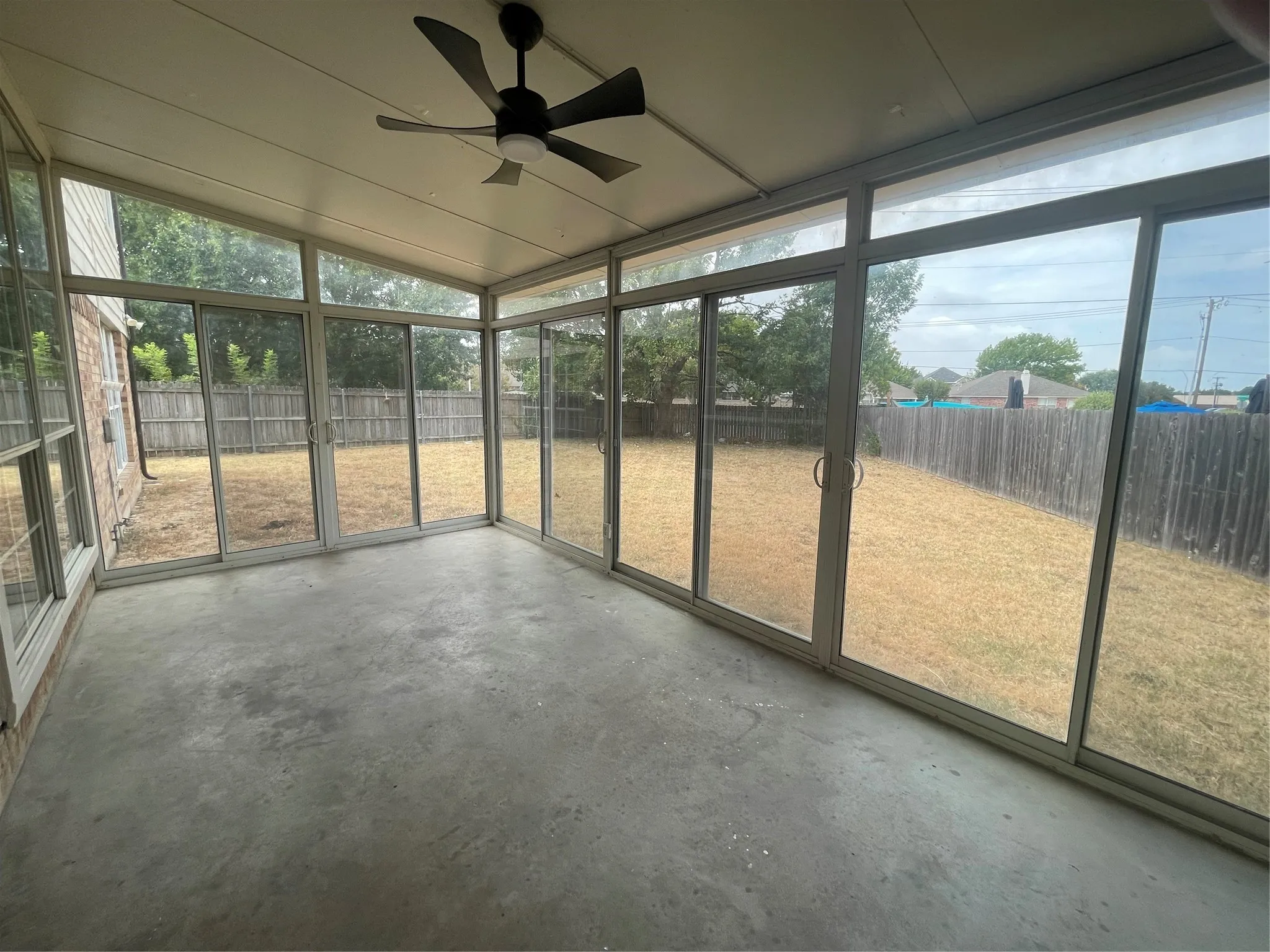 Single Family Residence For Rent in Tarrant County , 3412 Derby Court, Fort Worth, Texas 76123, 4 Bedroom, 2 Bathroom, 2 Garage spaces, 2,179 Sqft, built in 1993, mls#21378673, Real Estate Agent in Fort Worth, Homes For Rent in Tarrant county, Homes For Rent in Fort Worth, Realtor in Fort Worth Texas, Real Estate Brokerage Independent Realty Texas, Luminita Cordes Realtor