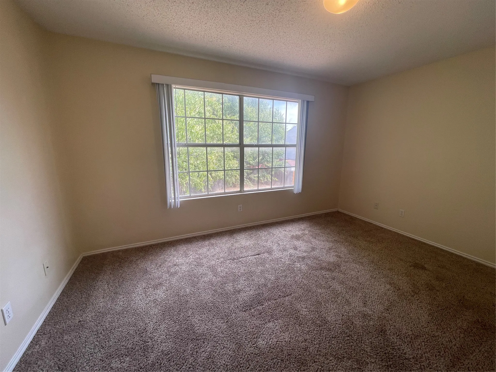 Single Family Residence For Rent in Tarrant County , 3412 Derby Court, Fort Worth, Texas 76123, 4 Bedroom, 2 Bathroom, 2 Garage spaces, 2,179 Sqft, built in 1993, mls#21378673, Real Estate Agent in Fort Worth, Homes For Rent in Tarrant county, Homes For Rent in Fort Worth, Realtor in Fort Worth Texas, Real Estate Brokerage Independent Realty Texas, Luminita Cordes Realtor