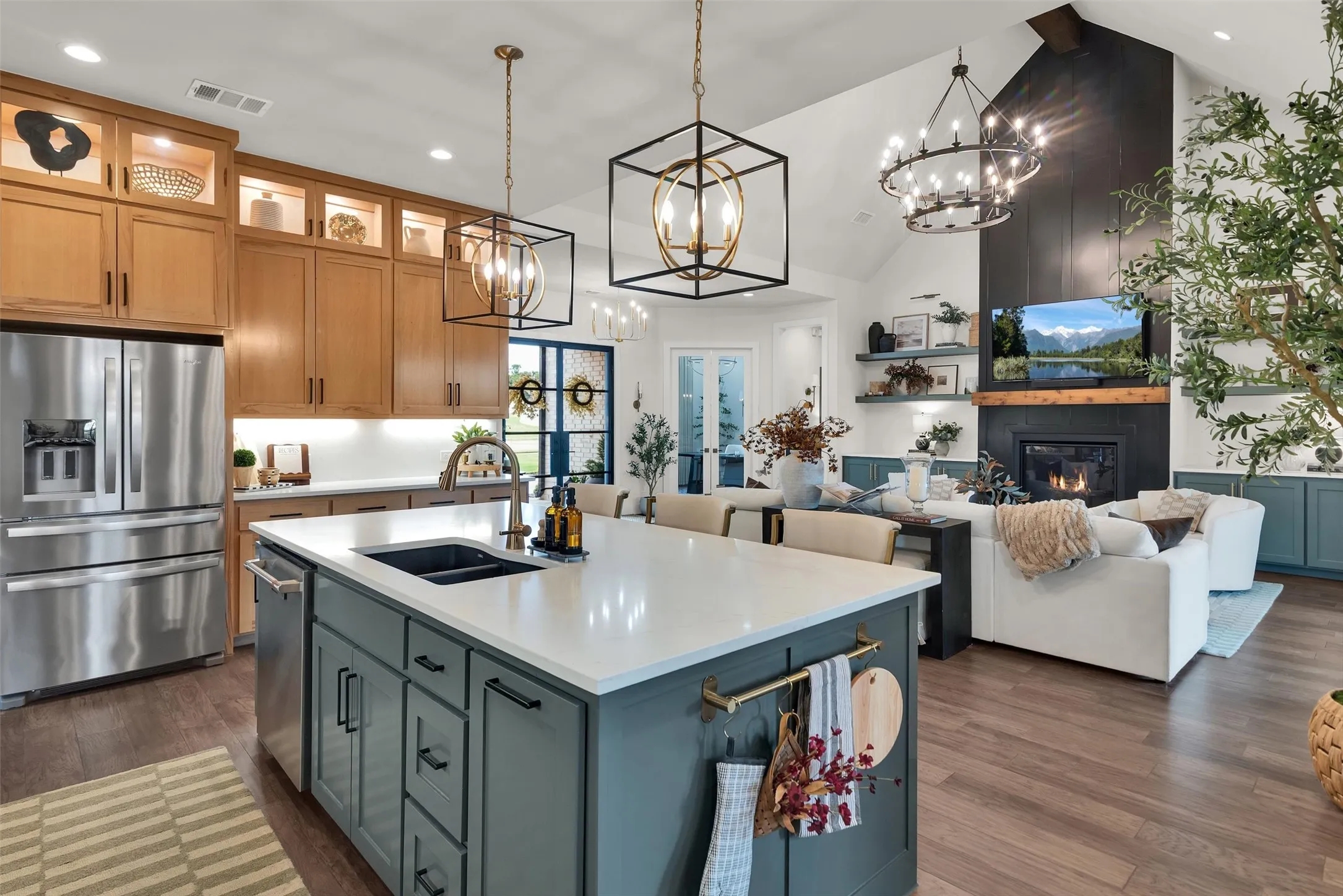 Single Family Residence For Sale in Grayson County , 2702 Stonecrest Drive, Sherman, Texas 75092, 3 Bedroom, 4 Bathroom, 3 Garage spaces, 3,152 Sqft, built in 2024, mls#21378019, Real Estate Agent in Sherman, Homes For Sale in Grayson county, Homes For Sale in Sherman, Realtor in Sherman Texas, Real Estate Brokerage Independent Realty Texas, Luminita Cordes Realtor