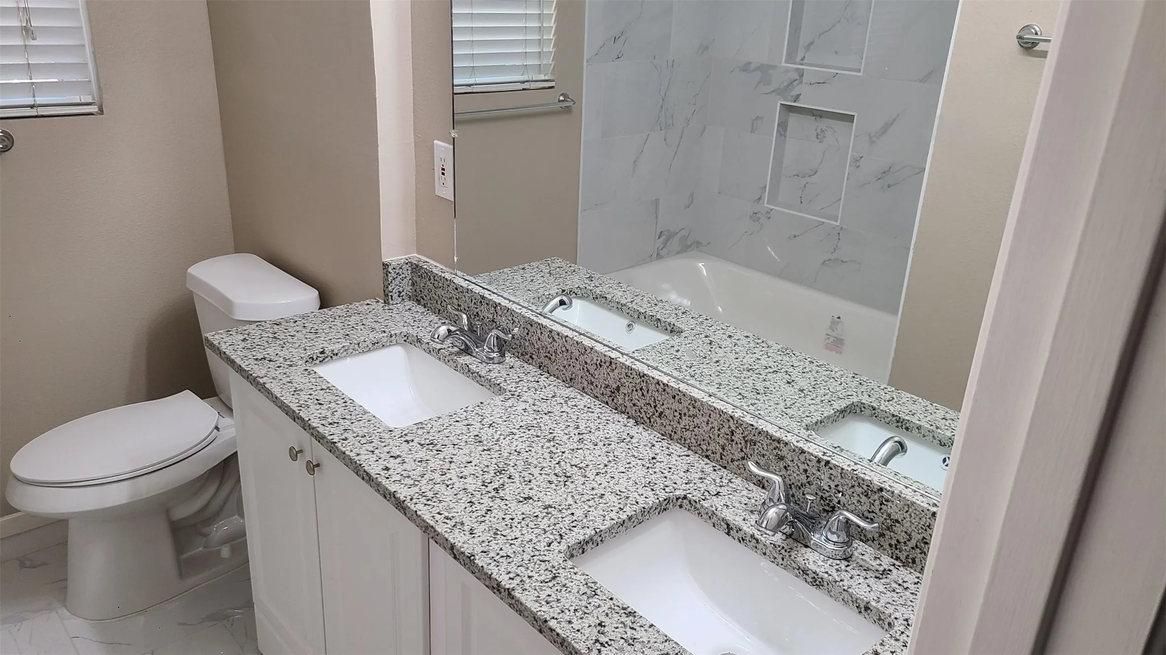Single Family Residence For Rent in Dallas County , 2629 San Medina Avenue, Dallas, Texas 75228, 3 Bedroom, 2 Bathroom, 2 Garage spaces, 1,545 Sqft, built in 1956, mls#21378759, Real Estate Agent in Dallas, Homes For Rent in Dallas county, Homes For Rent in Dallas, Realtor in Dallas Texas, Real Estate Brokerage Independent Realty Texas, Luminita Cordes Realtor