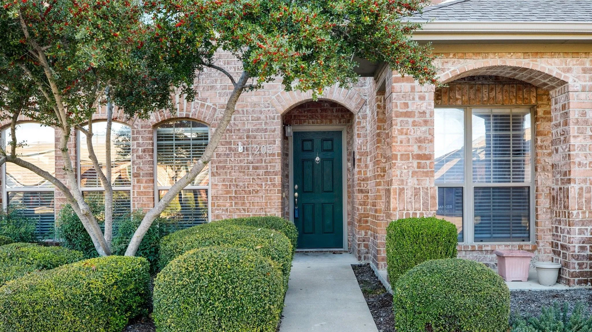 Condominium For Rent in Collin County , 575 S Virginia Hills Drive 1205, Mc Kinney, Texas 75072, 2 Bedroom, 2 Bathroom, 2 Garage spaces, 1,227 Sqft, built in 2005, mls#21373398, Real Estate Agent in Mc Kinney, Homes For Rent in Collin county, Homes For Rent in Mc Kinney, Realtor in Mc Kinney Texas, Real Estate Brokerage Independent Realty Texas, Luminita Cordes Realtor