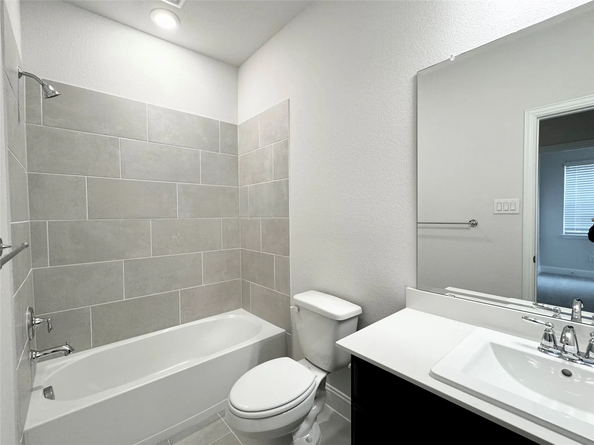 Townhouse For Rent in Dallas County , 7837 Bayside Drive, Rowlett, Texas 75088, 4 Bedroom, 4 Bathroom, 2 Garage spaces, 2,273 Sqft, built in 2023, mls#21378754, Real Estate Agent in Rowlett, Homes For Rent in Dallas county, Homes For Rent in Rowlett, Realtor in Rowlett Texas, Real Estate Brokerage Independent Realty Texas, Luminita Cordes Realtor