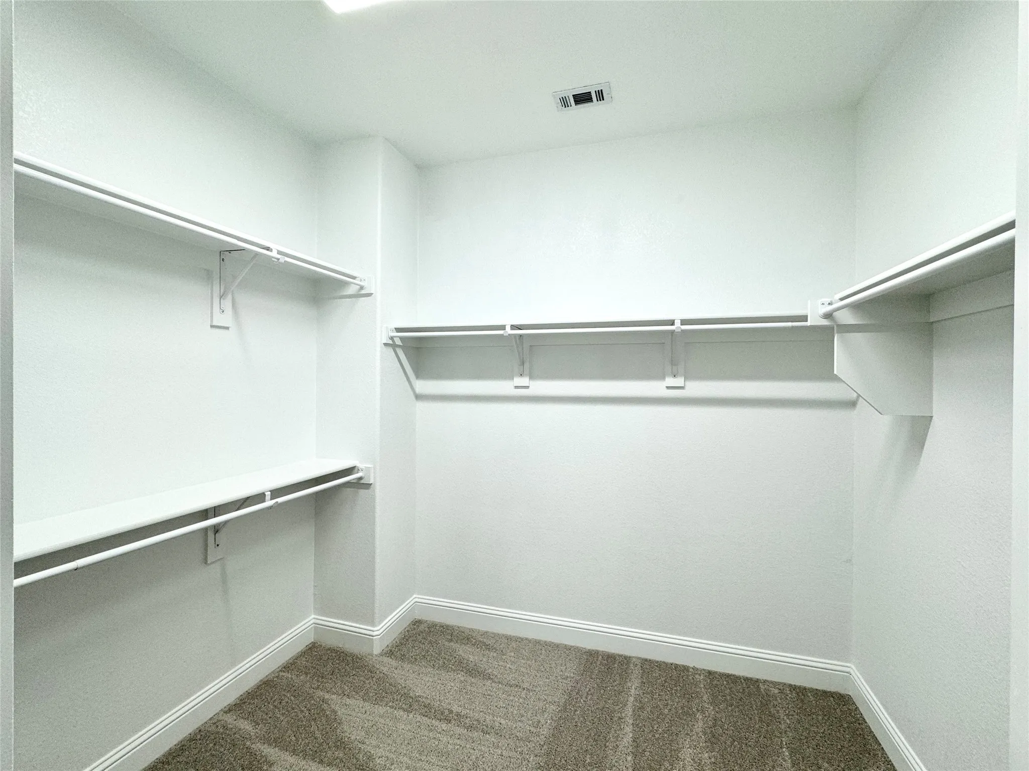 Townhouse For Rent in Dallas County , 7837 Bayside Drive, Rowlett, Texas 75088, 4 Bedroom, 4 Bathroom, 2 Garage spaces, 2,273 Sqft, built in 2023, mls#21378754, Real Estate Agent in Rowlett, Homes For Rent in Dallas county, Homes For Rent in Rowlett, Realtor in Rowlett Texas, Real Estate Brokerage Independent Realty Texas, Luminita Cordes Realtor