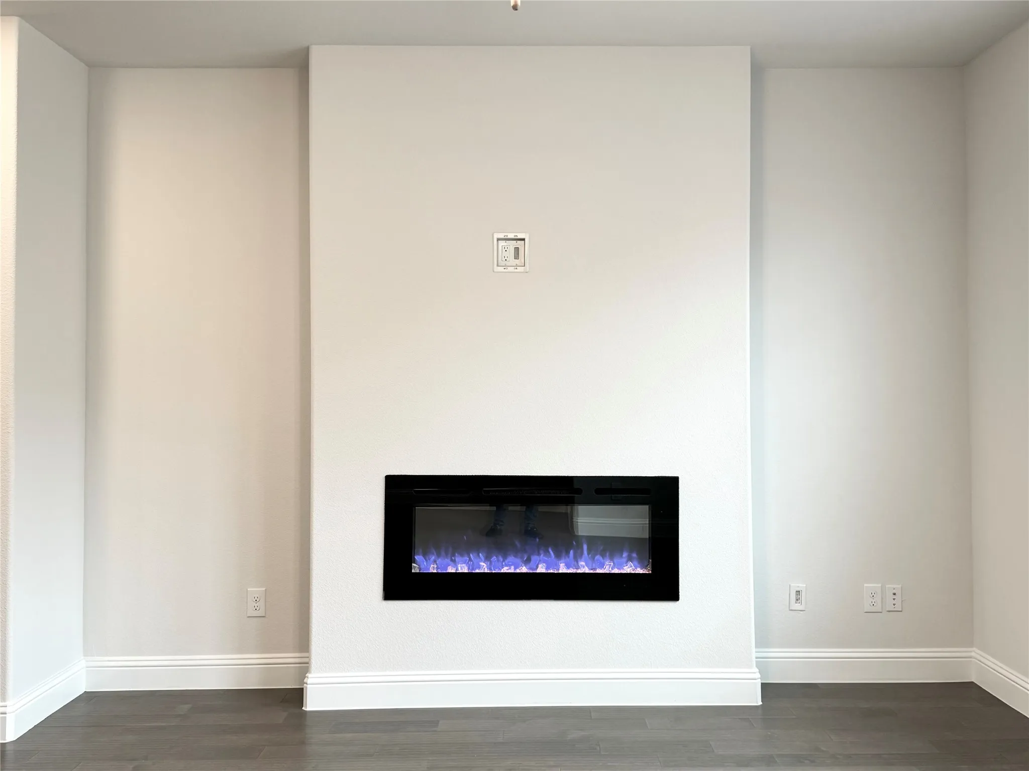Townhouse For Rent in Dallas County , 7837 Bayside Drive, Rowlett, Texas 75088, 4 Bedroom, 4 Bathroom, 2 Garage spaces, 2,273 Sqft, built in 2023, mls#21378754, Real Estate Agent in Rowlett, Homes For Rent in Dallas county, Homes For Rent in Rowlett, Realtor in Rowlett Texas, Real Estate Brokerage Independent Realty Texas, Luminita Cordes Realtor