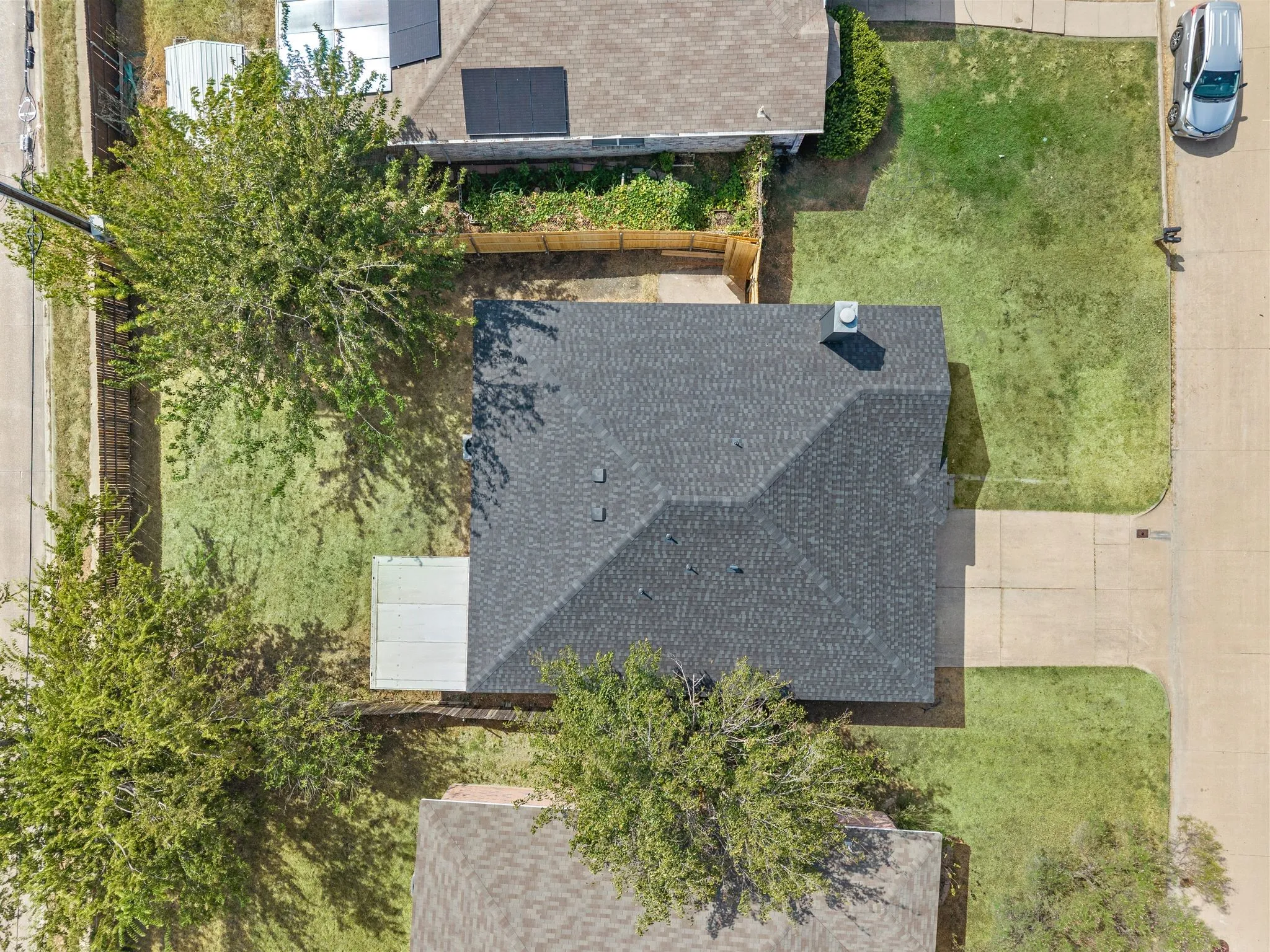 Single Family Residence For Sale in Tarrant County , 1804 Canyon Ridge Street, Fort Worth, Texas 76131, 3 Bedroom, 2 Bathroom, 2 Garage spaces, 1,428 Sqft, built in 1998, mls#21377175, Real Estate Agent in Fort Worth, Homes For Sale in Tarrant county, Homes For Sale in Fort Worth, Realtor in Fort Worth Texas, Real Estate Brokerage Independent Realty Texas, Luminita Cordes Realtor