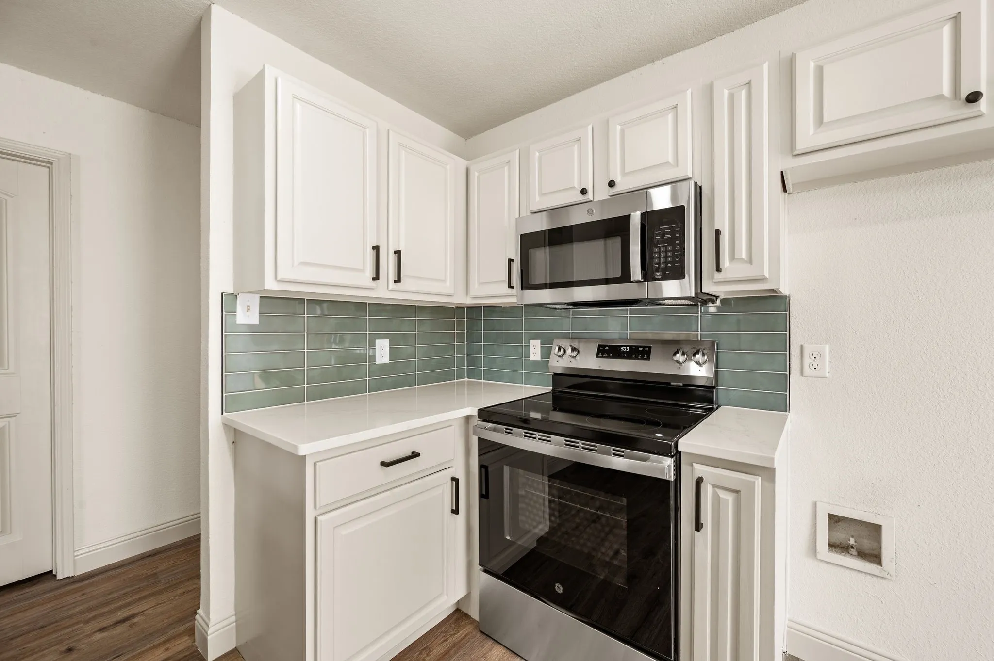 Single Family Residence For Sale in Tarrant County , 1804 Canyon Ridge Street, Fort Worth, Texas 76131, 3 Bedroom, 2 Bathroom, 2 Garage spaces, 1,428 Sqft, built in 1998, mls#21377175, Real Estate Agent in Fort Worth, Homes For Sale in Tarrant county, Homes For Sale in Fort Worth, Realtor in Fort Worth Texas, Real Estate Brokerage Independent Realty Texas, Luminita Cordes Realtor