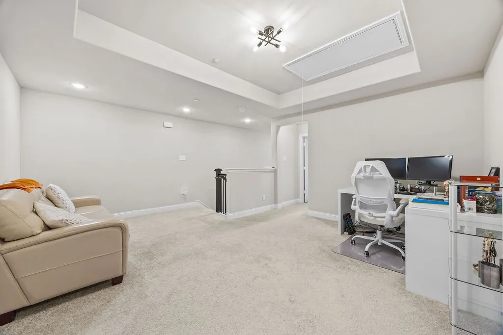 Townhouse For Sale in Denton County , 1012 Foxglove Drive, Carrollton, Texas 75007, 3 Bedroom, 3 Bathroom, 2 Garage spaces, 1,996 Sqft, built in 2017, mls#21375884, Real Estate Agent in Carrollton, Homes For Sale in Denton county, Homes For Sale in Carrollton, Realtor in Carrollton Texas, Real Estate Brokerage Independent Realty Texas, Luminita Cordes Realtor