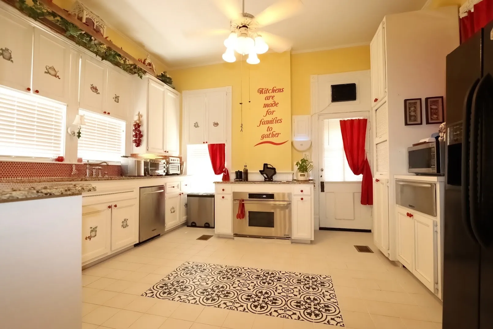 Kitchen newly remodeled tile and granite.