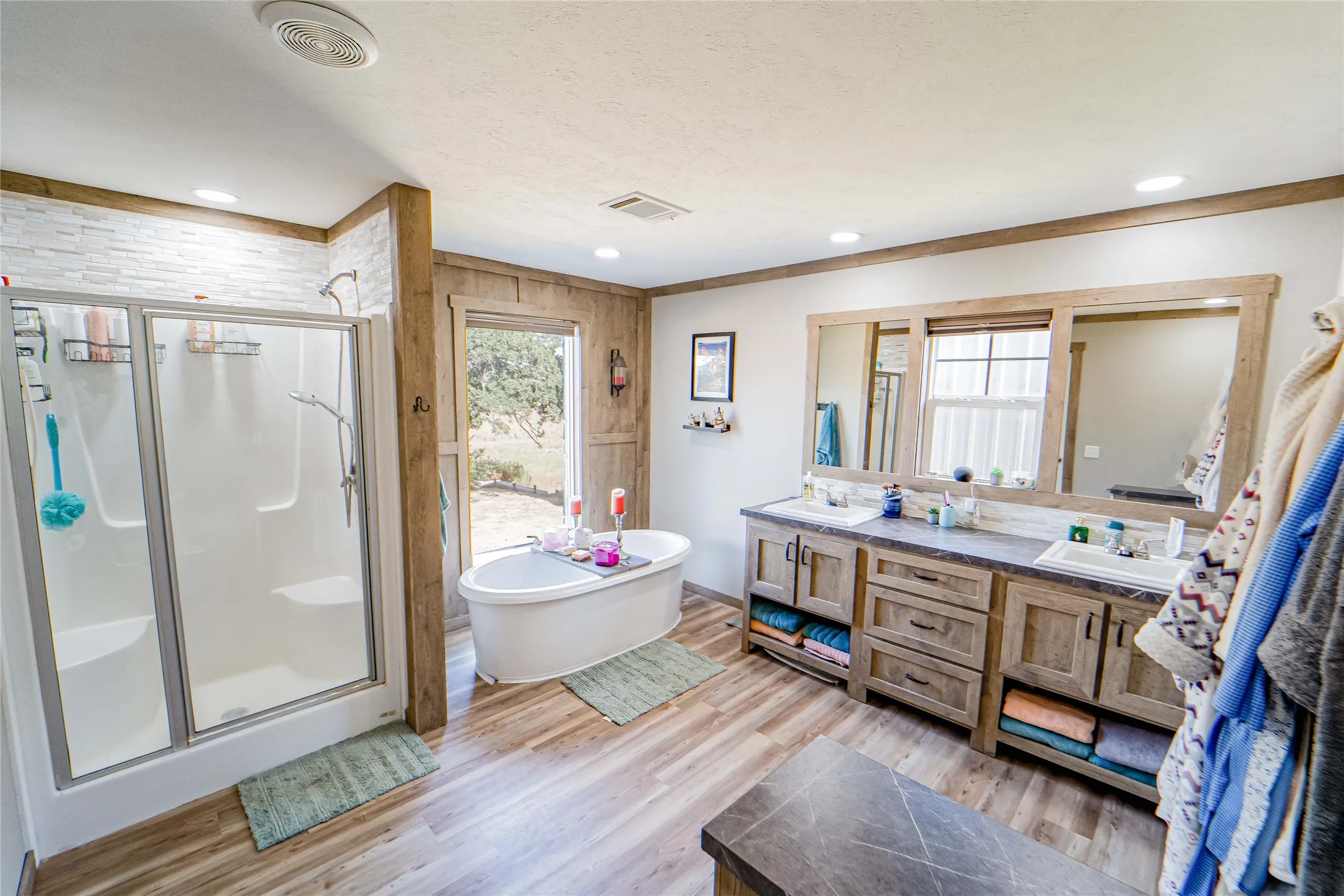 Single Family Residence For Sale in Stephens County , 236 Fm 3201, Breckenridge, Texas 76424, 4 Bedroom, 2 Bathroom, Garage spaces, 1,904 Sqft, built in 2018, mls#21378333, Real Estate Agent in Breckenridge, Homes For Sale in Stephens county, Homes For Sale in Breckenridge, Realtor in Breckenridge Texas, Real Estate Brokerage Independent Realty Texas, Luminita Cordes Realtor
