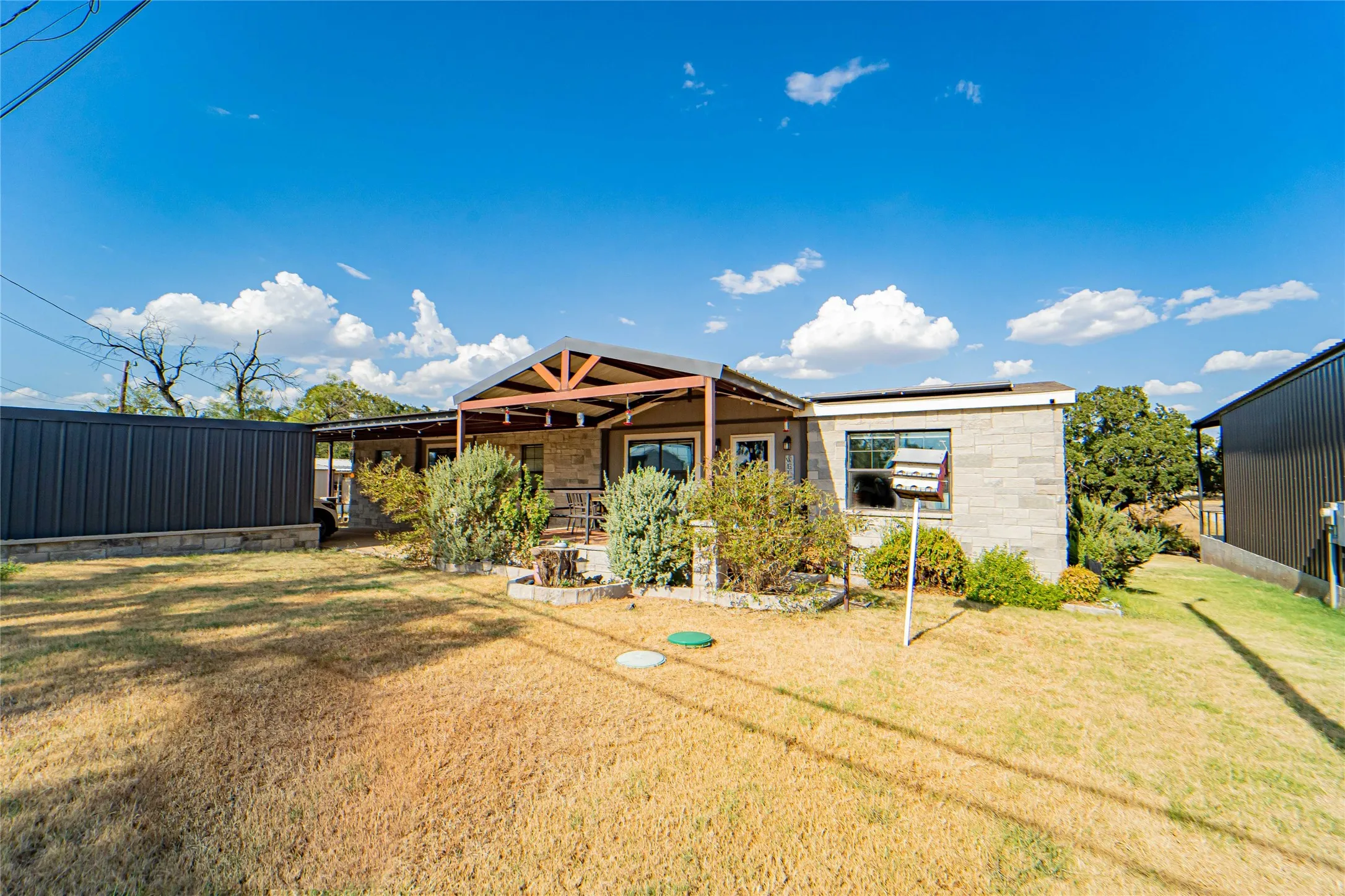 Single Family Residence For Sale in Stephens County , 236 Fm 3201, Breckenridge, Texas 76424, 4 Bedroom, 2 Bathroom, Garage spaces, 1,904 Sqft, built in 2018, mls#21378333, Real Estate Agent in Breckenridge, Homes For Sale in Stephens county, Homes For Sale in Breckenridge, Realtor in Breckenridge Texas, Real Estate Brokerage Independent Realty Texas, Luminita Cordes Realtor