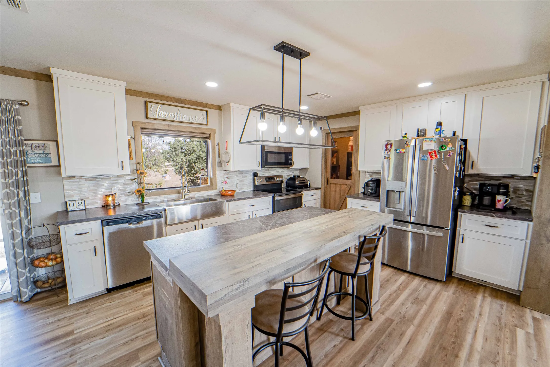 Single Family Residence For Sale in Stephens County , 236 Fm 3201, Breckenridge, Texas 76424, 4 Bedroom, 2 Bathroom, Garage spaces, 1,904 Sqft, built in 2018, mls#21378333, Real Estate Agent in Breckenridge, Homes For Sale in Stephens county, Homes For Sale in Breckenridge, Realtor in Breckenridge Texas, Real Estate Brokerage Independent Realty Texas, Luminita Cordes Realtor