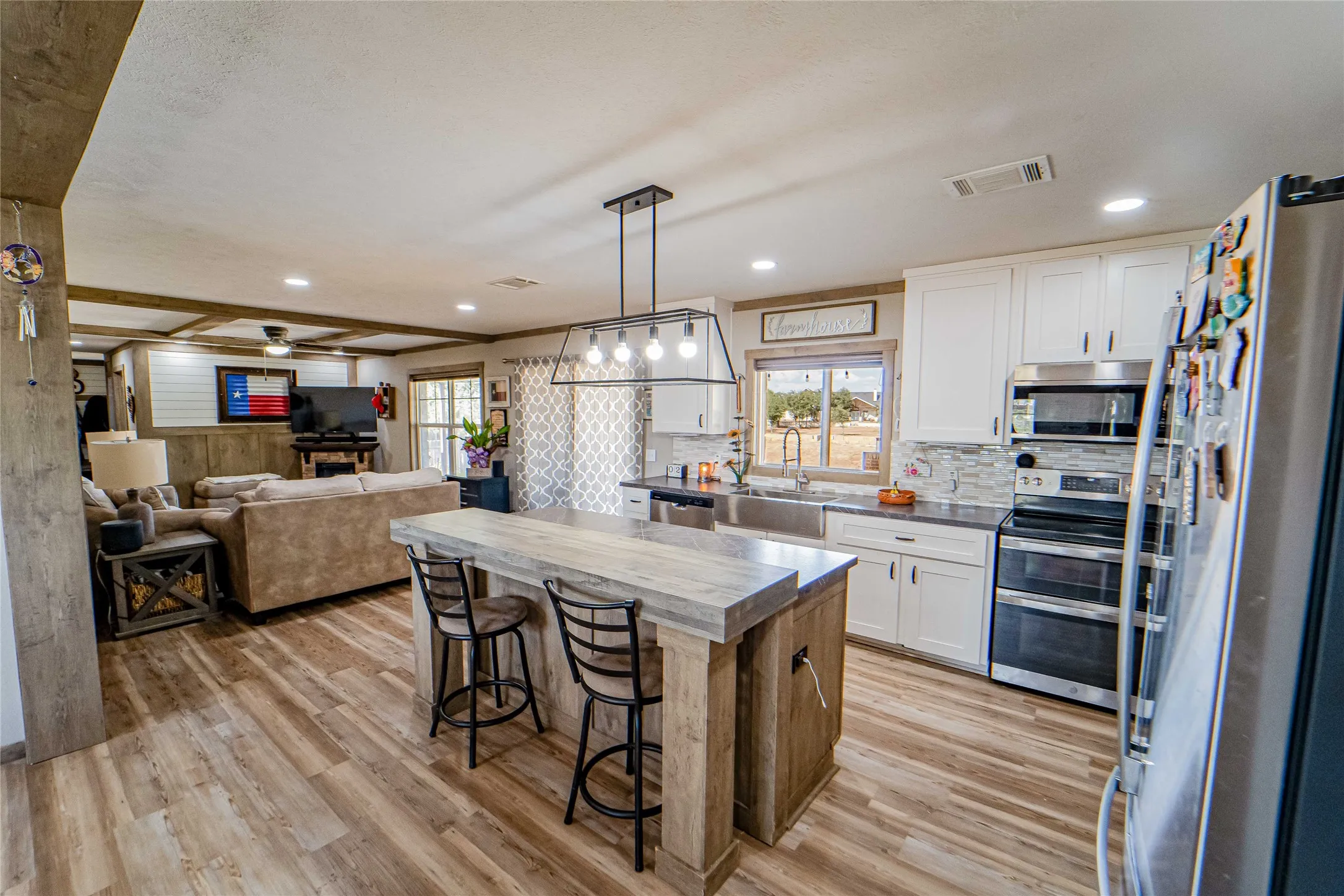 Single Family Residence For Sale in Stephens County , 236 Fm 3201, Breckenridge, Texas 76424, 4 Bedroom, 2 Bathroom, Garage spaces, 1,904 Sqft, built in 2018, mls#21378333, Real Estate Agent in Breckenridge, Homes For Sale in Stephens county, Homes For Sale in Breckenridge, Realtor in Breckenridge Texas, Real Estate Brokerage Independent Realty Texas, Luminita Cordes Realtor