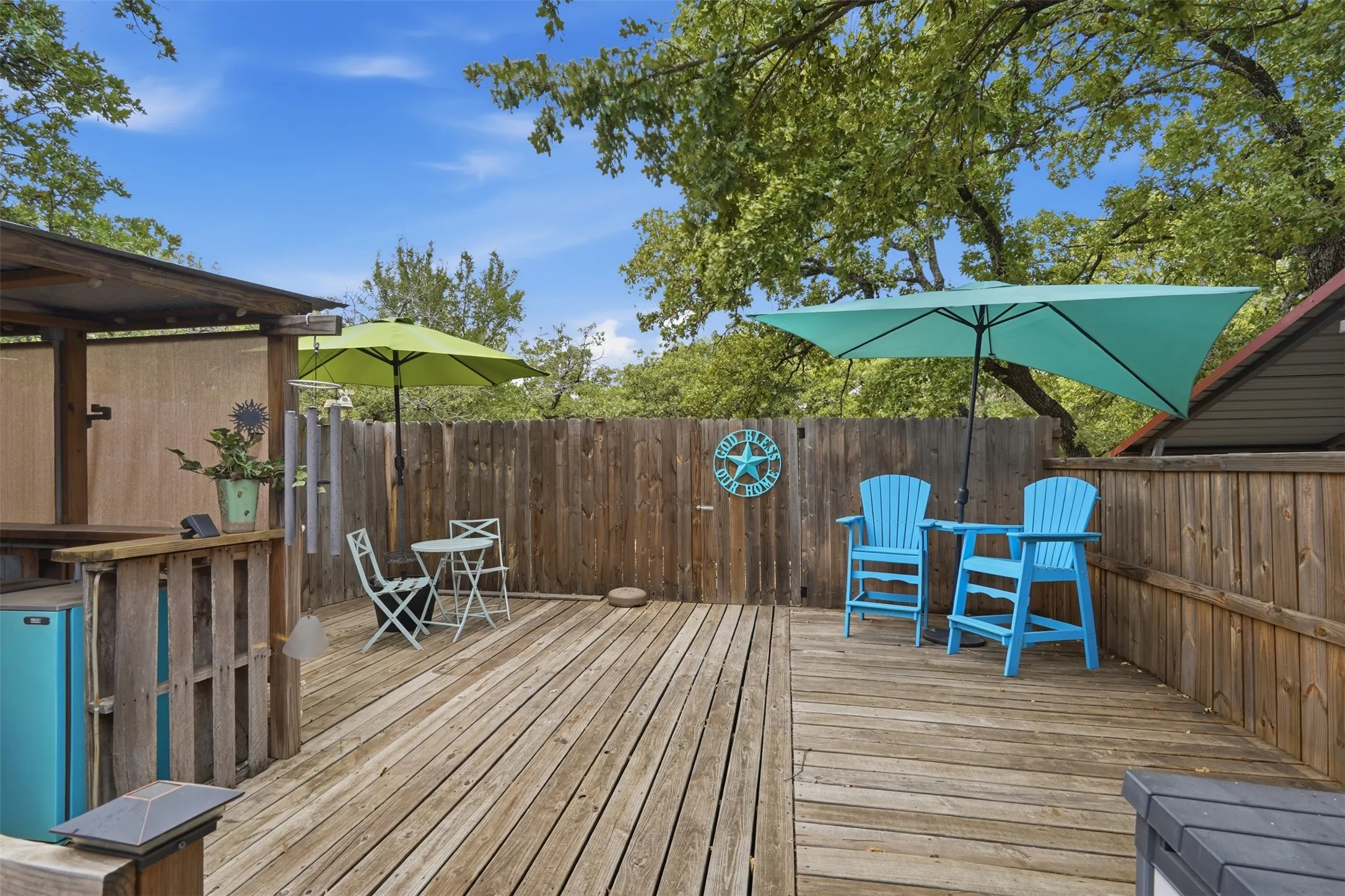 Manufactured Home For Sale in Johnson County , 3717 Woodview Drive, Joshua, Texas 76058, 3 Bedroom, 2 Bathroom, 1 Garage spaces, 1,920 Sqft, built in 2013, mls#21372800, Real Estate Agent in Joshua, Homes For Sale in Johnson county, Homes For Sale in Joshua, Realtor in Joshua Texas, Real Estate Brokerage Independent Realty Texas, Luminita Cordes Realtor