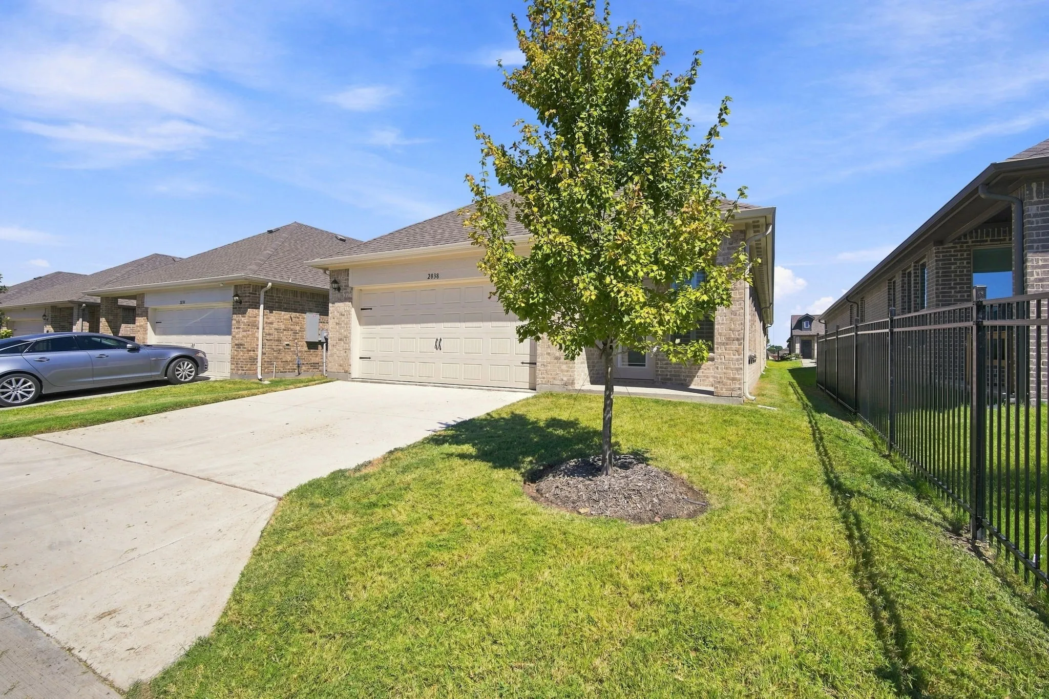 Single Family Residence For Sale in Ellis County , 2838 Buttermilk Drive, Midlothian, Texas 76065, 3 Bedroom, 2 Bathroom, 2 Garage spaces, 1,725 Sqft, built in 2025, mls#21377511, Real Estate Agent in Midlothian, Homes For Sale in Ellis county, Homes For Sale in Midlothian, Realtor in Midlothian Texas, Real Estate Brokerage Independent Realty Texas, Luminita Cordes Realtor