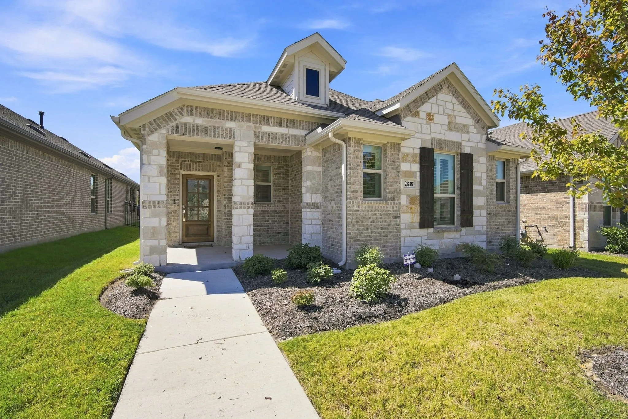 Single Family Residence For Sale in Ellis County , 2838 Buttermilk Drive, Midlothian, Texas 76065, 3 Bedroom, 2 Bathroom, 2 Garage spaces, 1,725 Sqft, built in 2025, mls#21377511, Real Estate Agent in Midlothian, Homes For Sale in Ellis county, Homes For Sale in Midlothian, Realtor in Midlothian Texas, Real Estate Brokerage Independent Realty Texas, Luminita Cordes Realtor