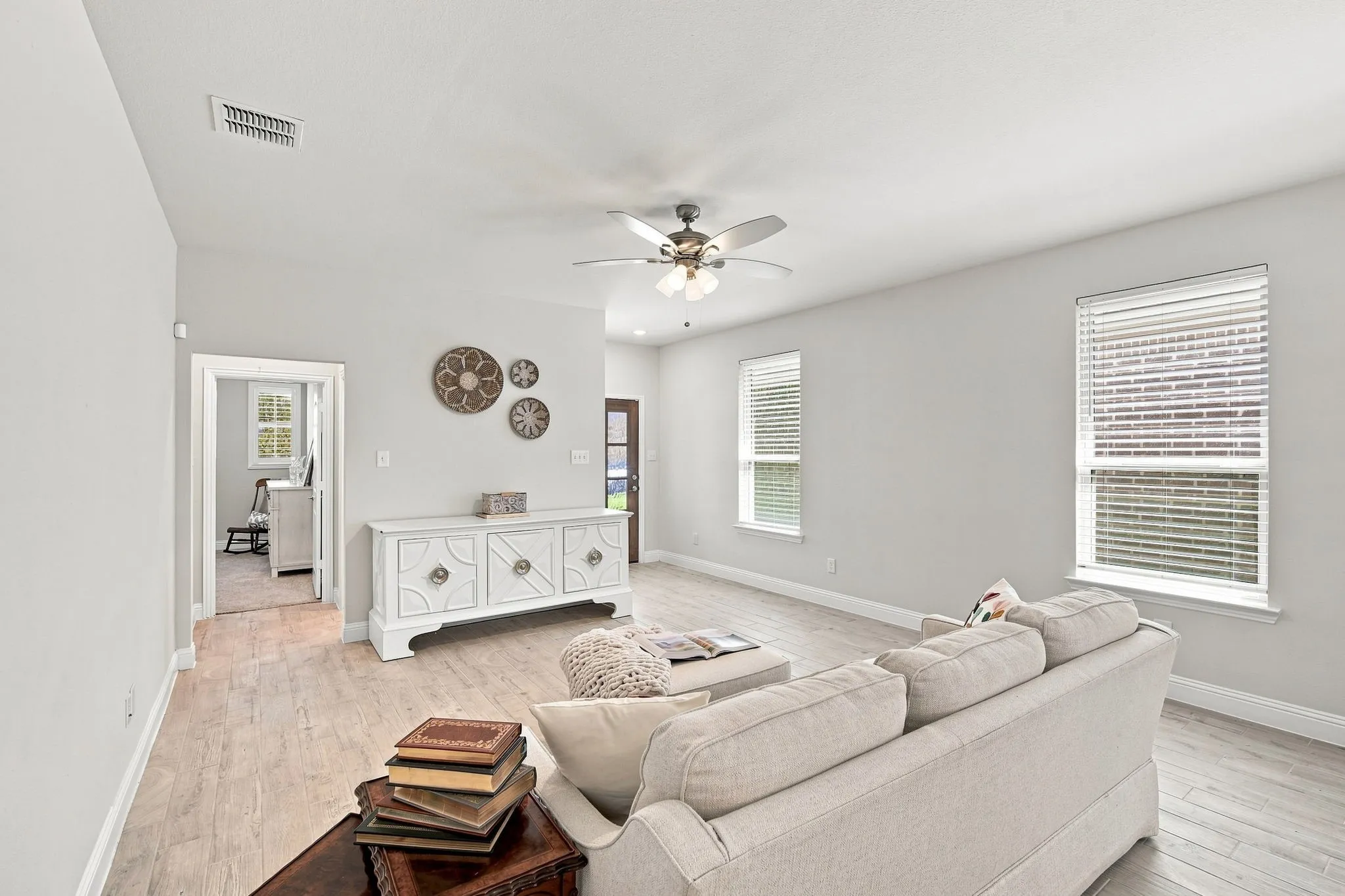 Single Family Residence For Sale in Ellis County , 2838 Buttermilk Drive, Midlothian, Texas 76065, 3 Bedroom, 2 Bathroom, 2 Garage spaces, 1,725 Sqft, built in 2025, mls#21377511, Real Estate Agent in Midlothian, Homes For Sale in Ellis county, Homes For Sale in Midlothian, Realtor in Midlothian Texas, Real Estate Brokerage Independent Realty Texas, Luminita Cordes Realtor