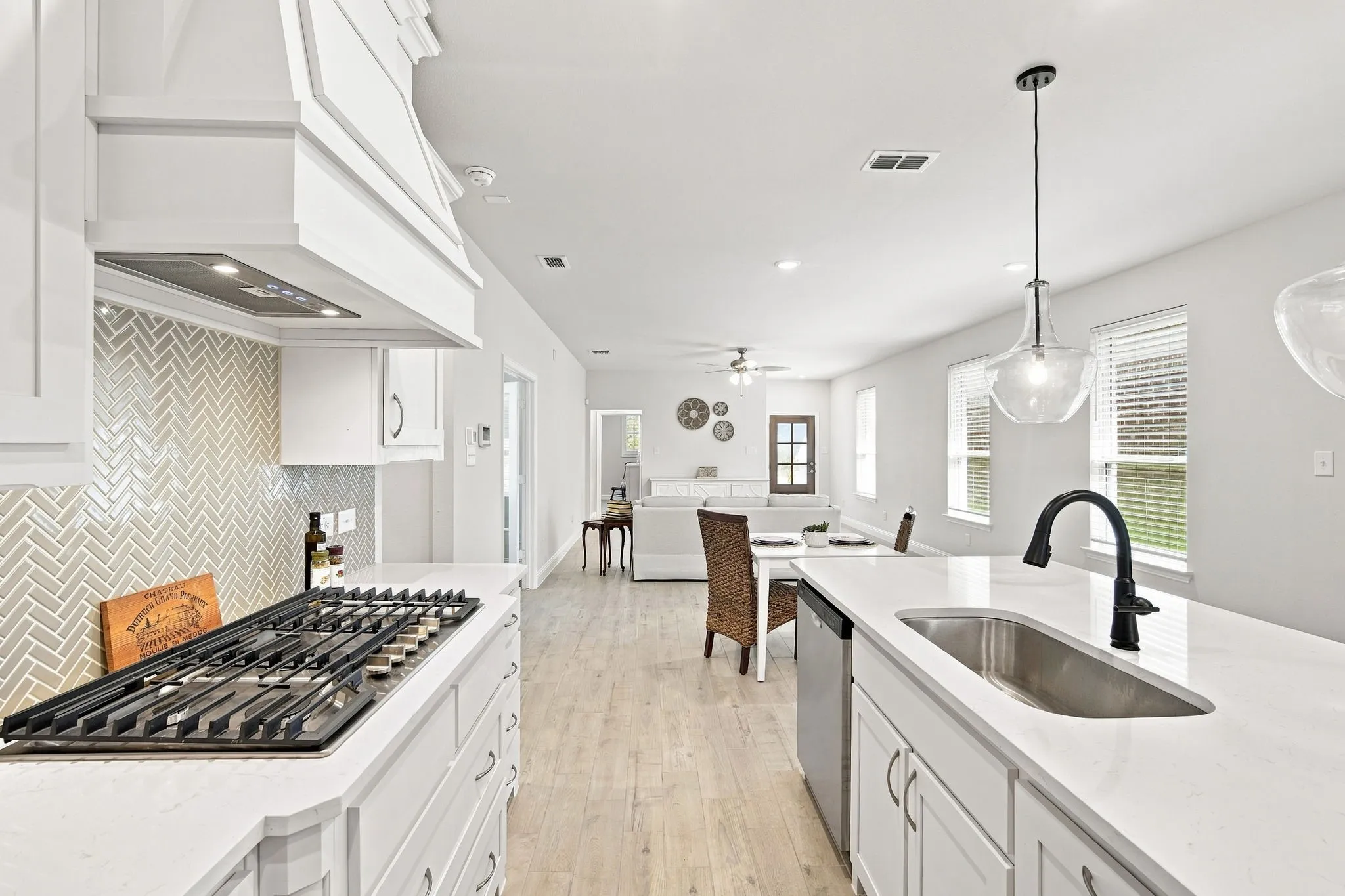 Single Family Residence For Sale in Ellis County , 2838 Buttermilk Drive, Midlothian, Texas 76065, 3 Bedroom, 2 Bathroom, 2 Garage spaces, 1,725 Sqft, built in 2025, mls#21377511, Real Estate Agent in Midlothian, Homes For Sale in Ellis county, Homes For Sale in Midlothian, Realtor in Midlothian Texas, Real Estate Brokerage Independent Realty Texas, Luminita Cordes Realtor