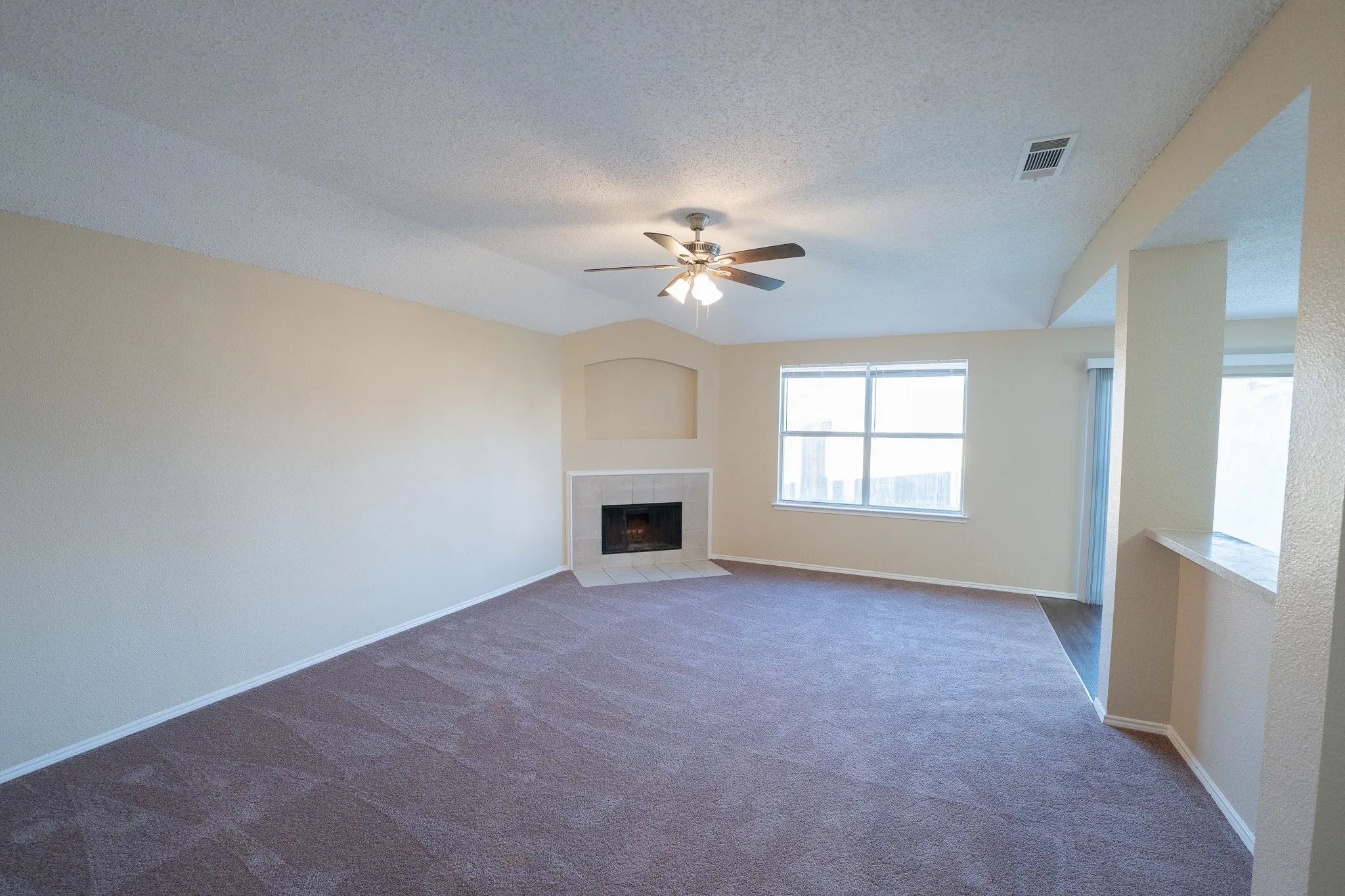 Single Family Residence For Rent in Dallas County , 1524 Clemson Drive, Glenn Heights, Texas 75154, 3 Bedroom, 2 Bathroom, 2 Garage spaces, 1,535 Sqft, built in 1997, mls#21378777, Real Estate Agent in Glenn Heights, Homes For Rent in Dallas county, Homes For Rent in Glenn Heights, Realtor in Glenn Heights Texas, Real Estate Brokerage Independent Realty Texas, Luminita Cordes Realtor