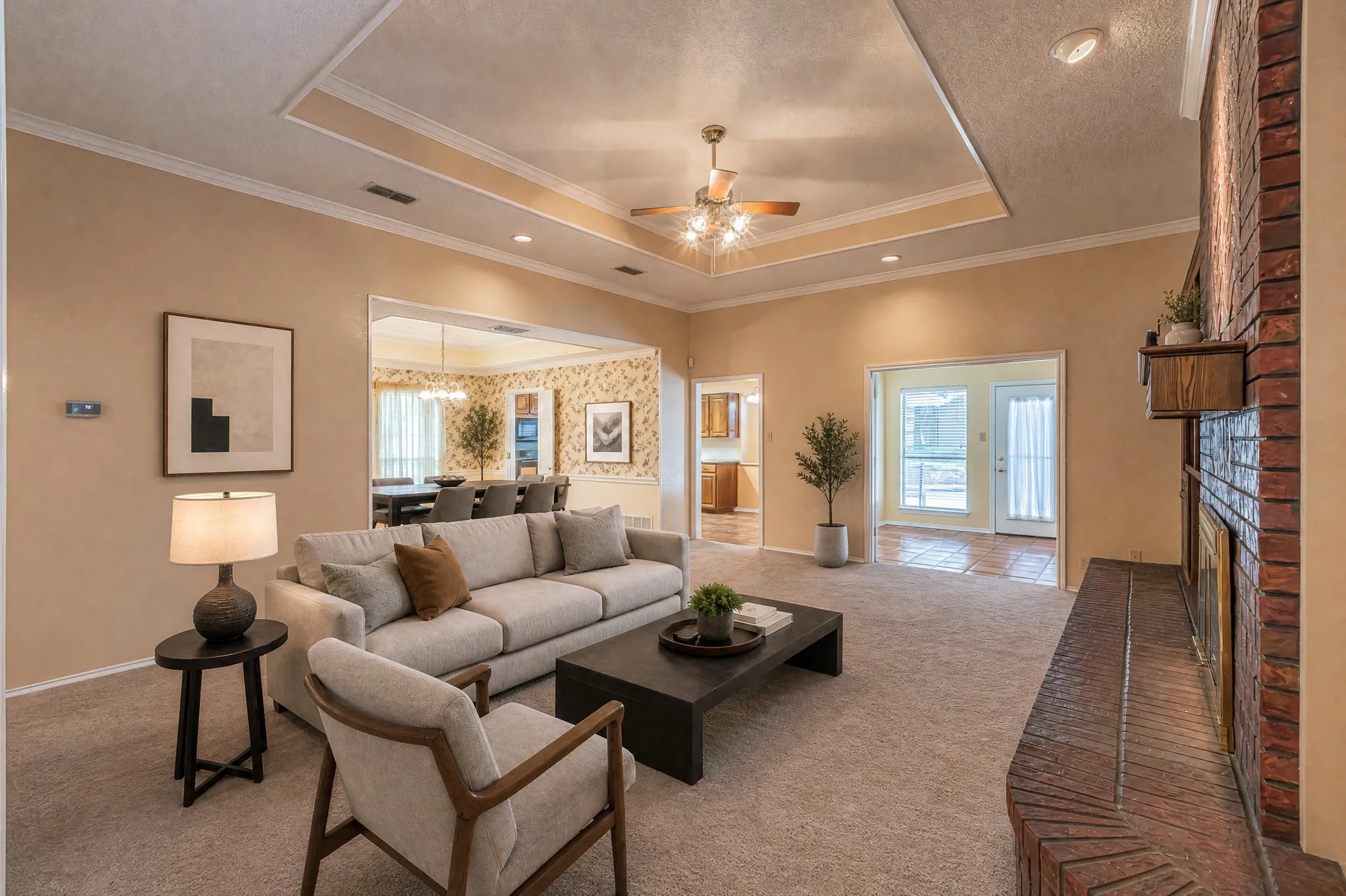 Single Family Residence For Sale in Tarrant County , 3901 Echo Hill Court, Arlington, Texas 76001, 4 Bedroom, 2 Bathroom, 2 Garage spaces, 2,026 Sqft, built in 1987, mls#21378771, Real Estate Agent in Arlington, Homes For Sale in Tarrant county, Homes For Sale in Arlington, Realtor in Arlington Texas, Real Estate Brokerage Independent Realty Texas, Luminita Cordes Realtor