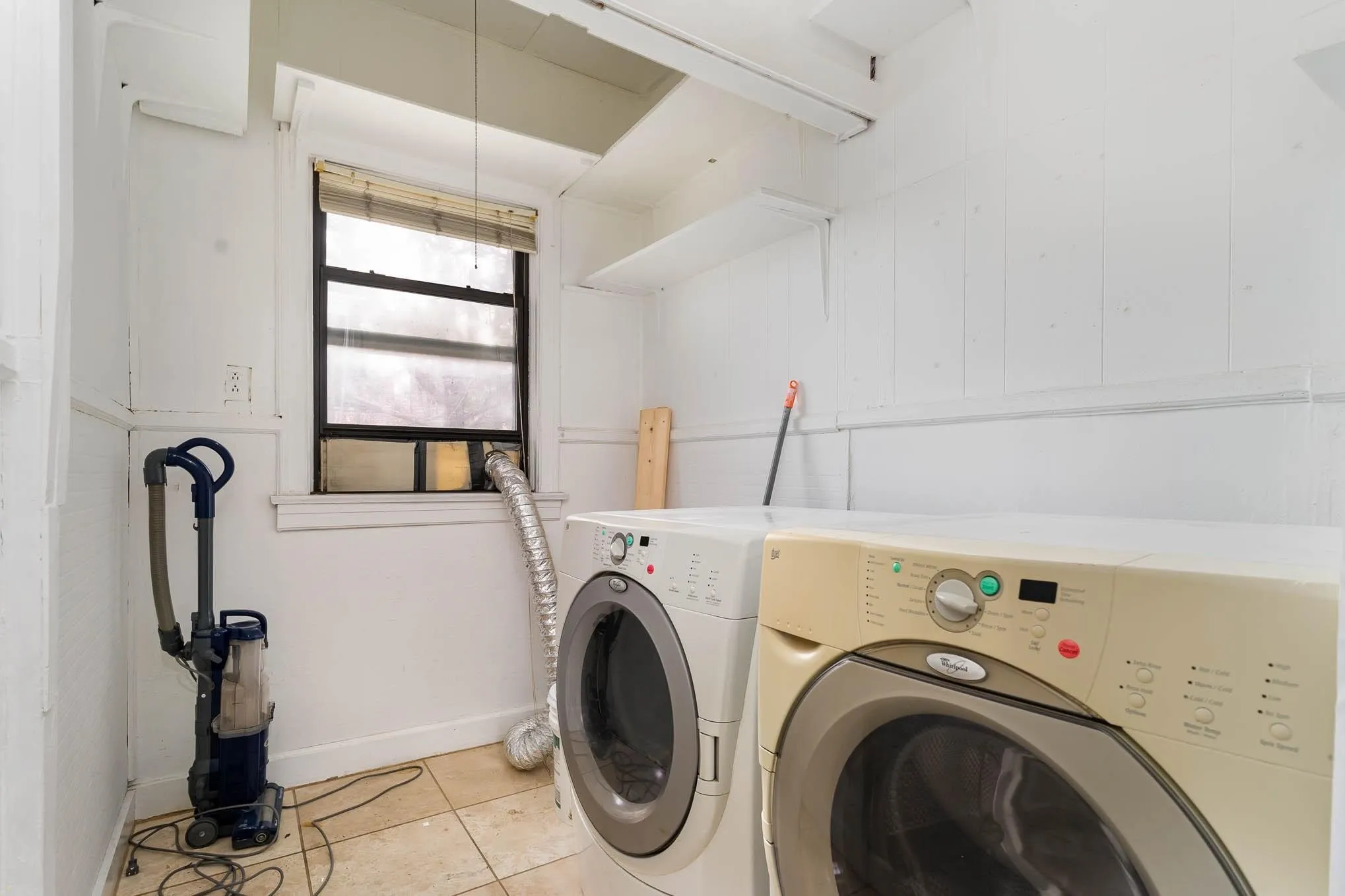 Duplex For Rent in Dallas County , 4008 Herschel Avenue, Dallas, Texas 75219, 2 Bedroom, 2 Bathroom, Garage spaces, 1,479 Sqft, built in 1949, mls#21378769, Real Estate Agent in Dallas, Homes For Rent in Dallas county, Homes For Rent in Dallas, Realtor in Dallas Texas, Real Estate Brokerage Independent Realty Texas, Luminita Cordes Realtor